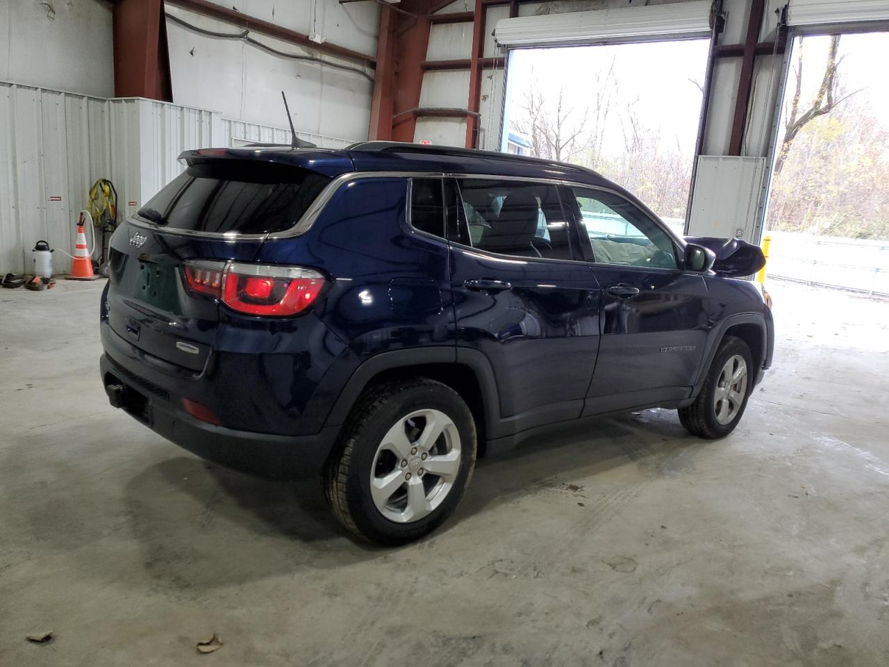 JEEP COMPASS LATITUDE