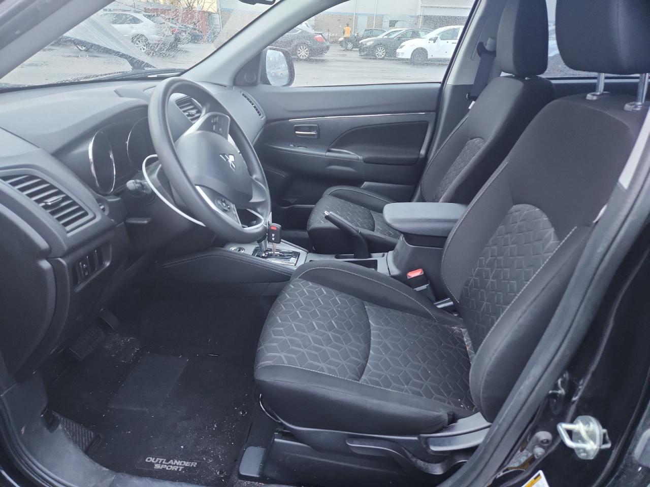 MITSUBISHI OUTLANDER S/SE