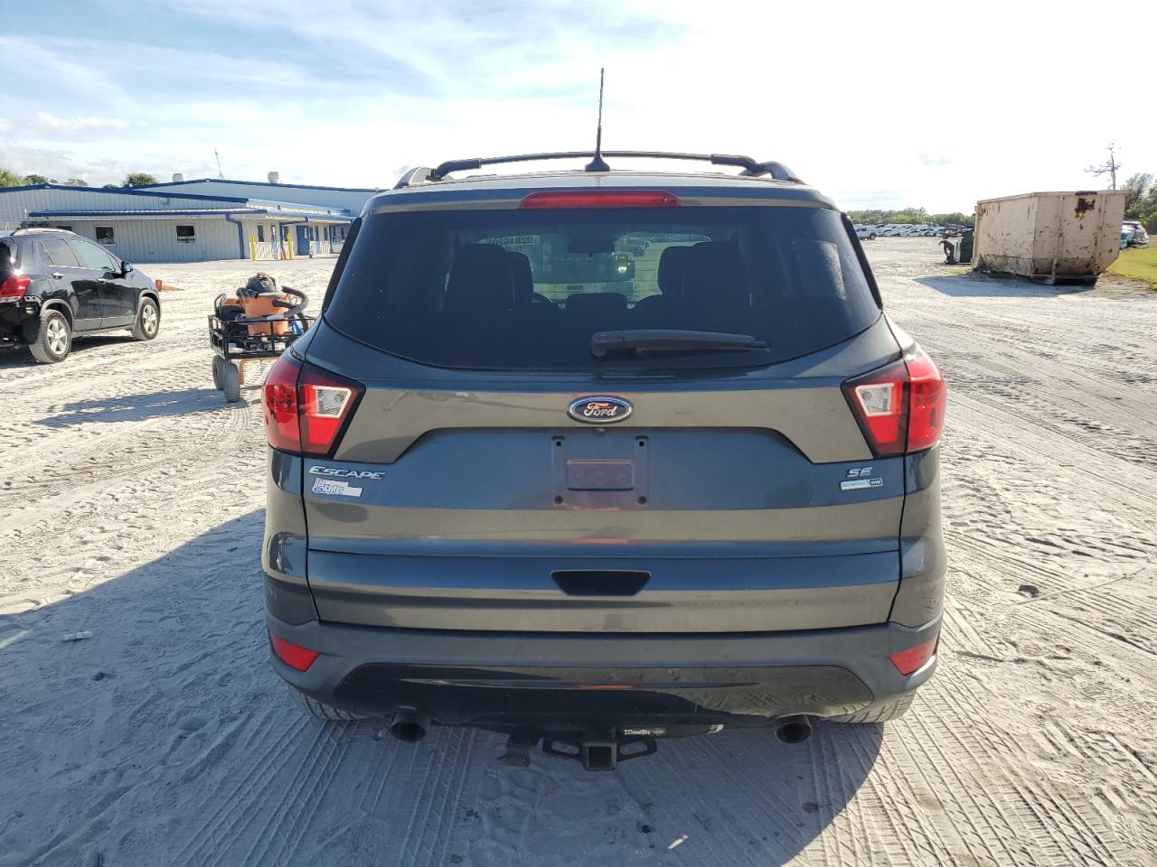 FORD ESCAPE SE