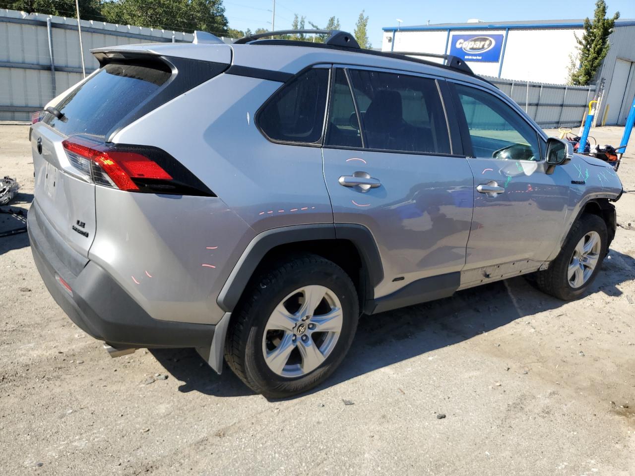 TOYOTA RAV4 LE