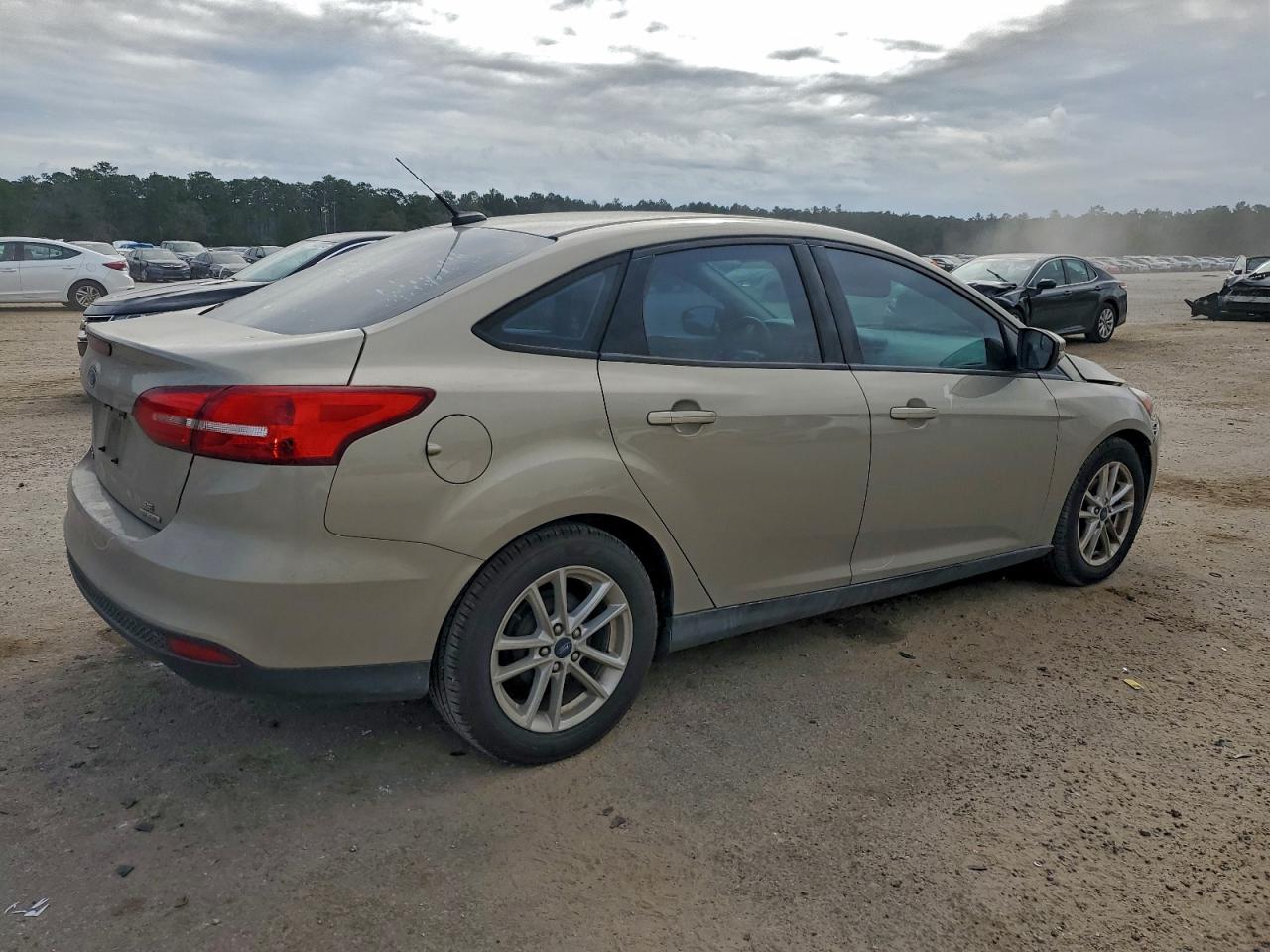 FORD FOCUS SE