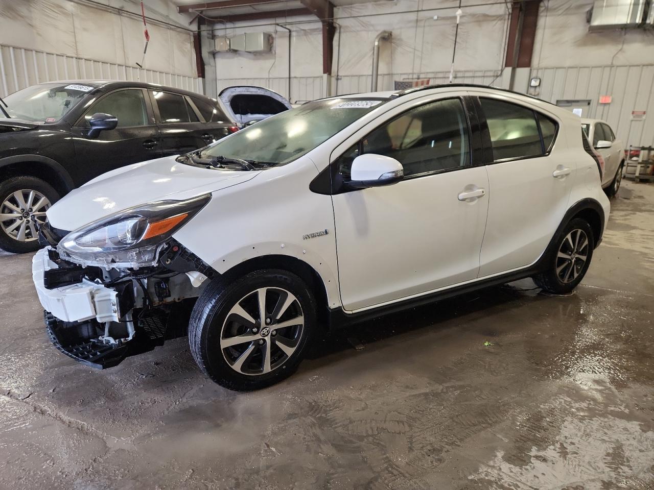 TOYOTA PRIUS C
