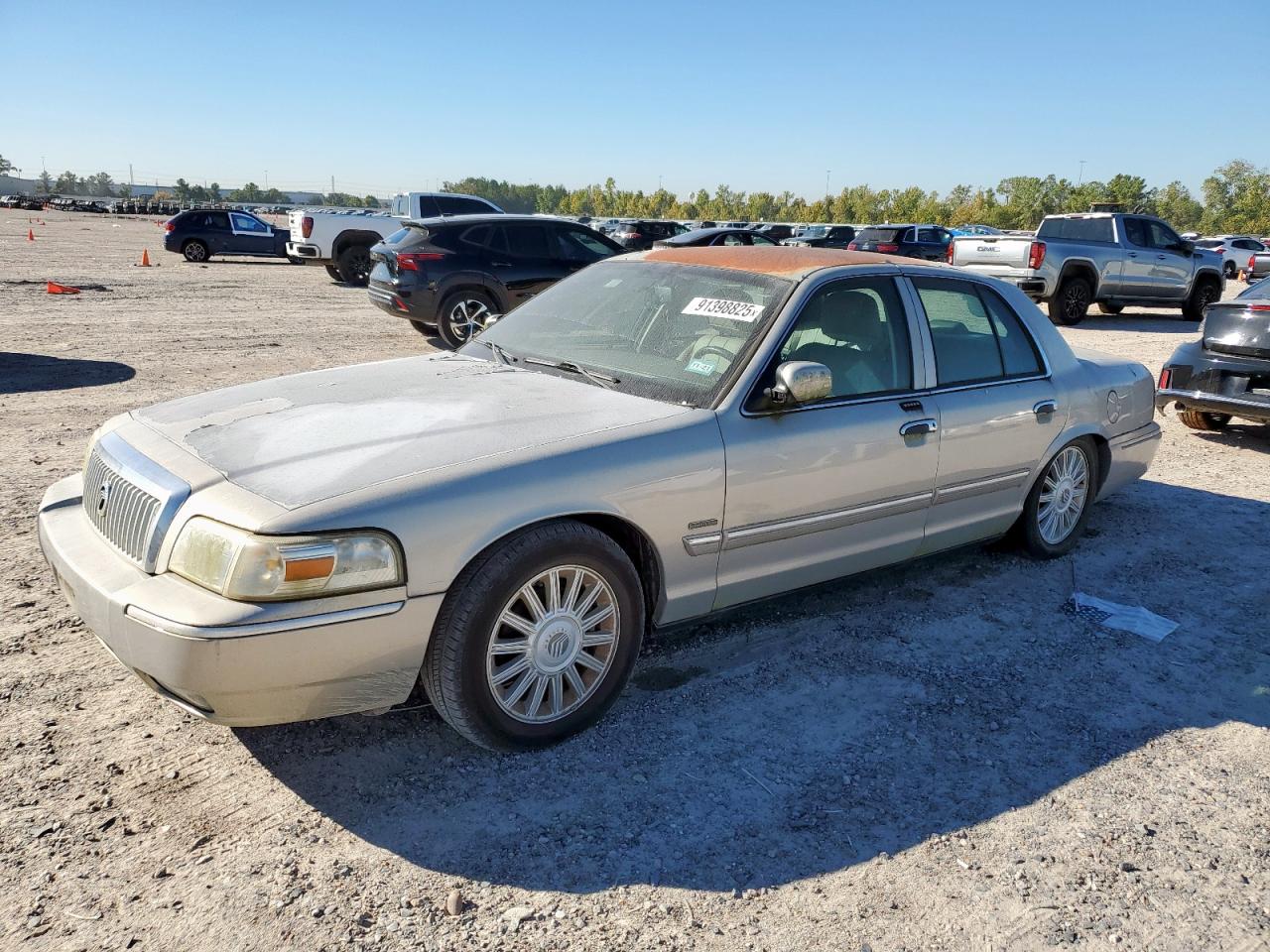 Lot #3287278983 2009 MERCURY MARQUIS