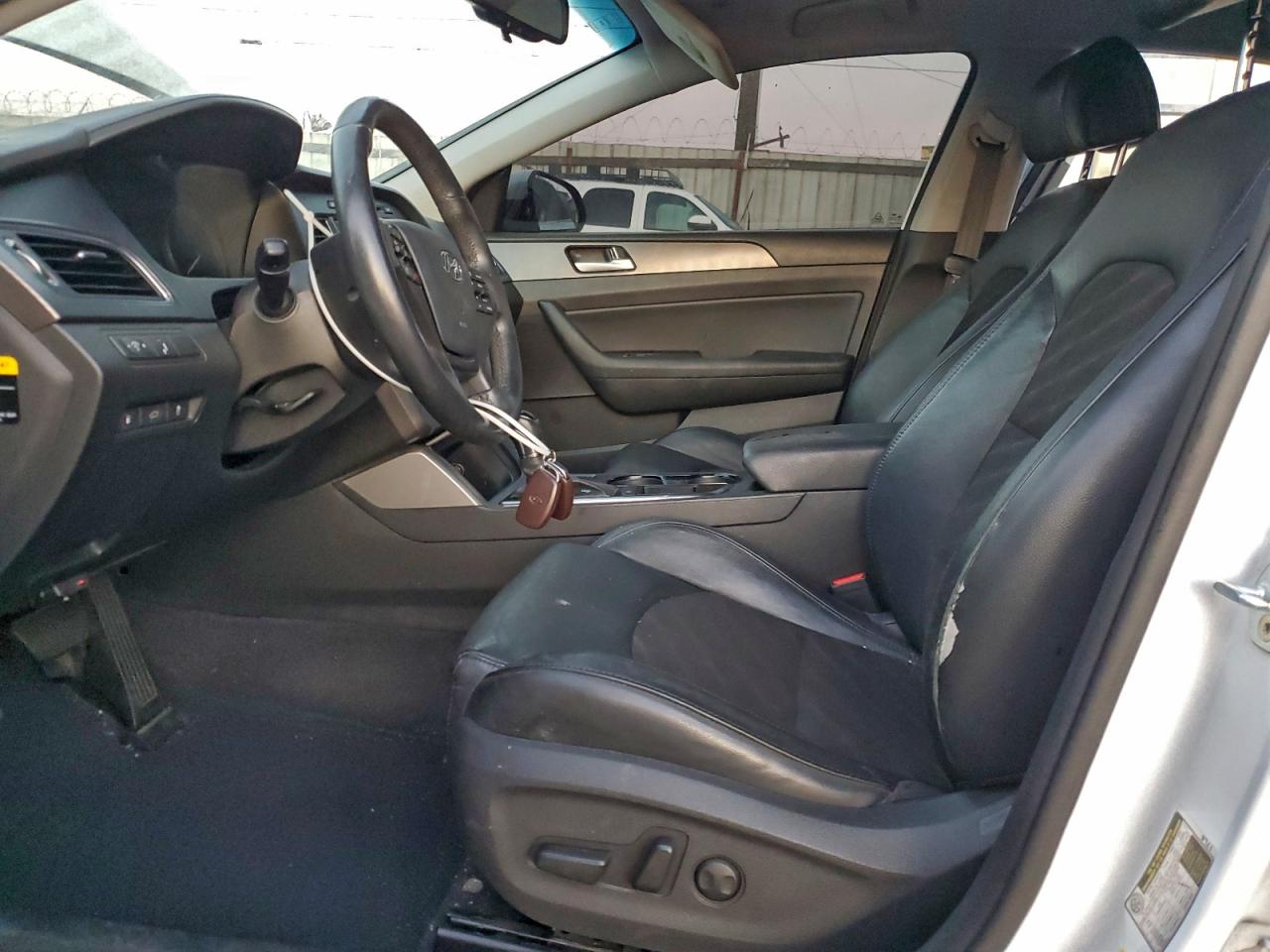 Lot #3297195417 2015 HYUNDAI SONATA SPO