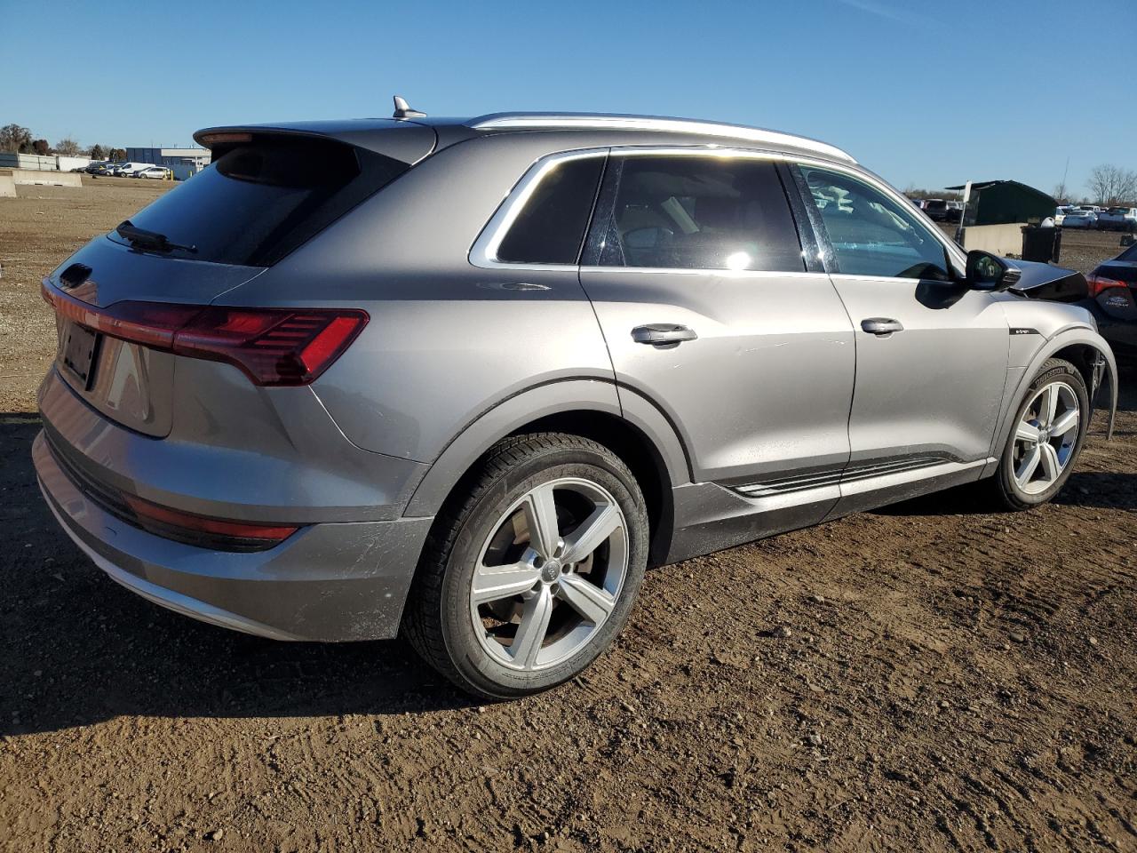 AUDI E-TRON PREMIUM PLUS