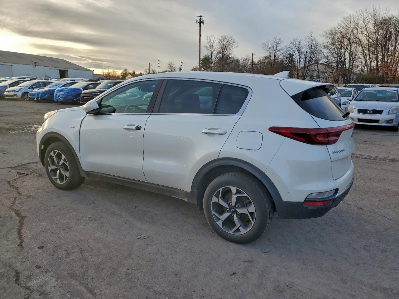 KIA SPORTAGE LX