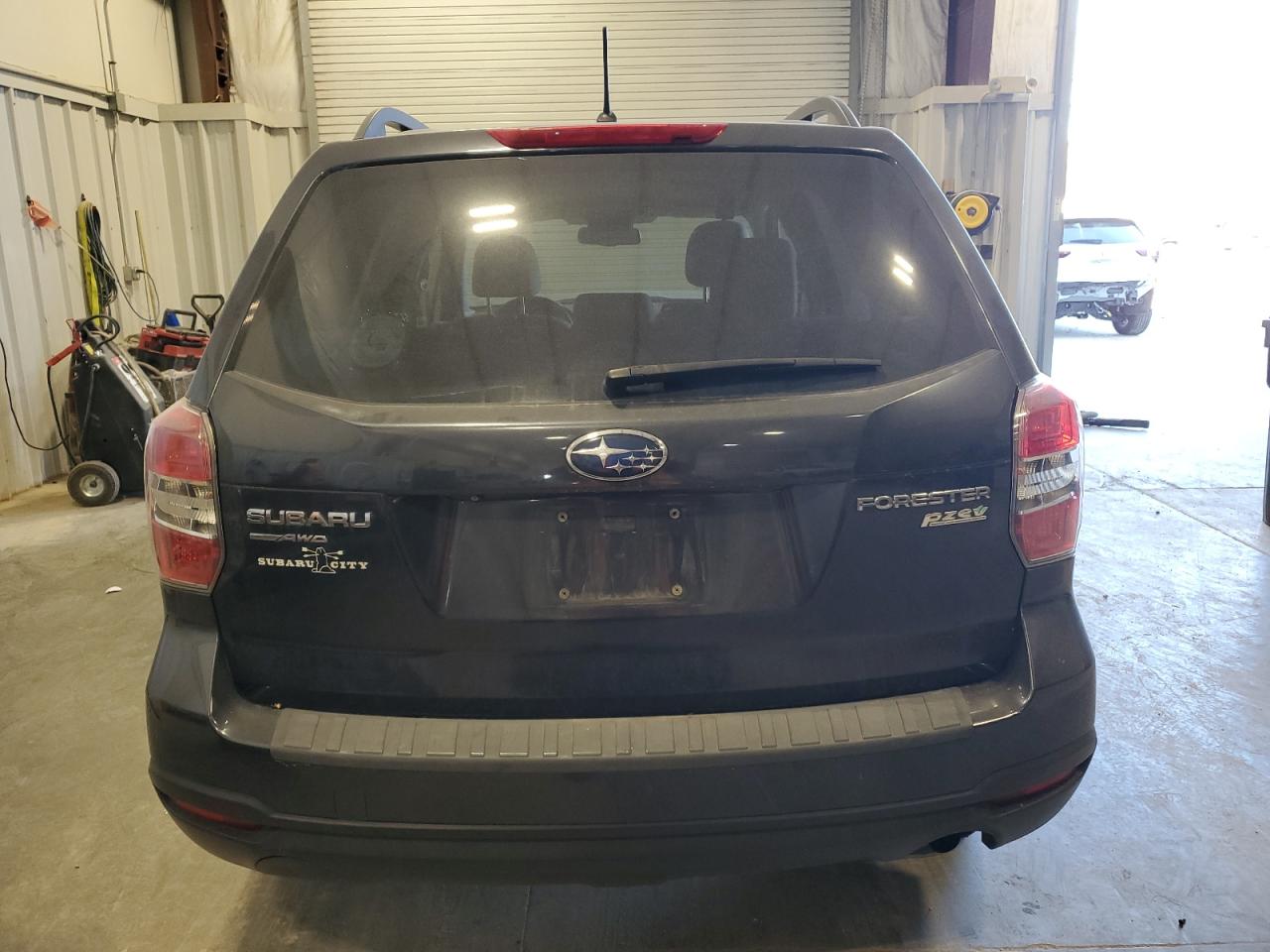 SUBARU FORESTER 2.5I PREMIUM