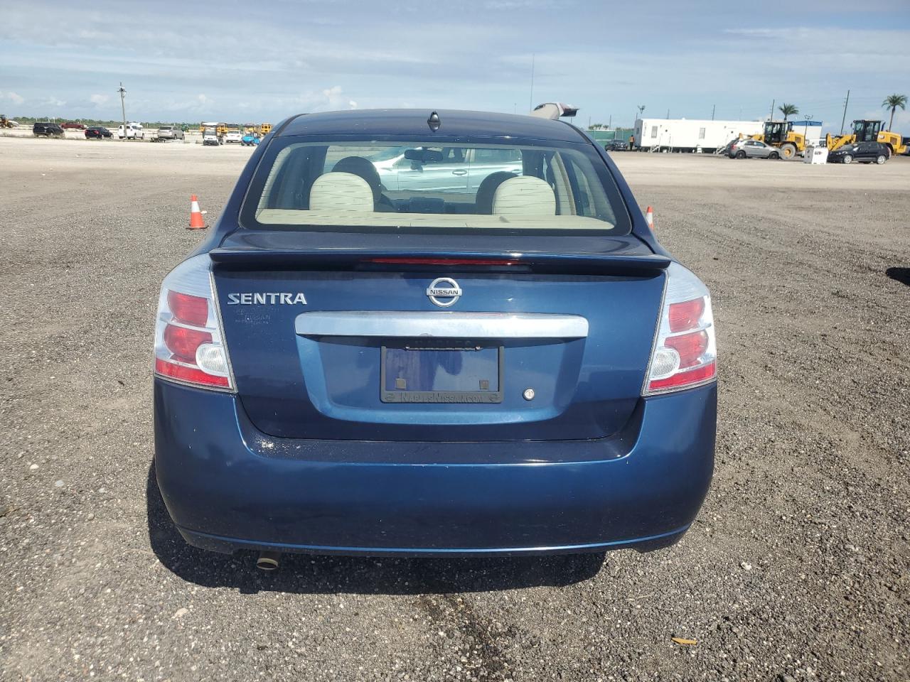 NISSAN SENTRA 2.0