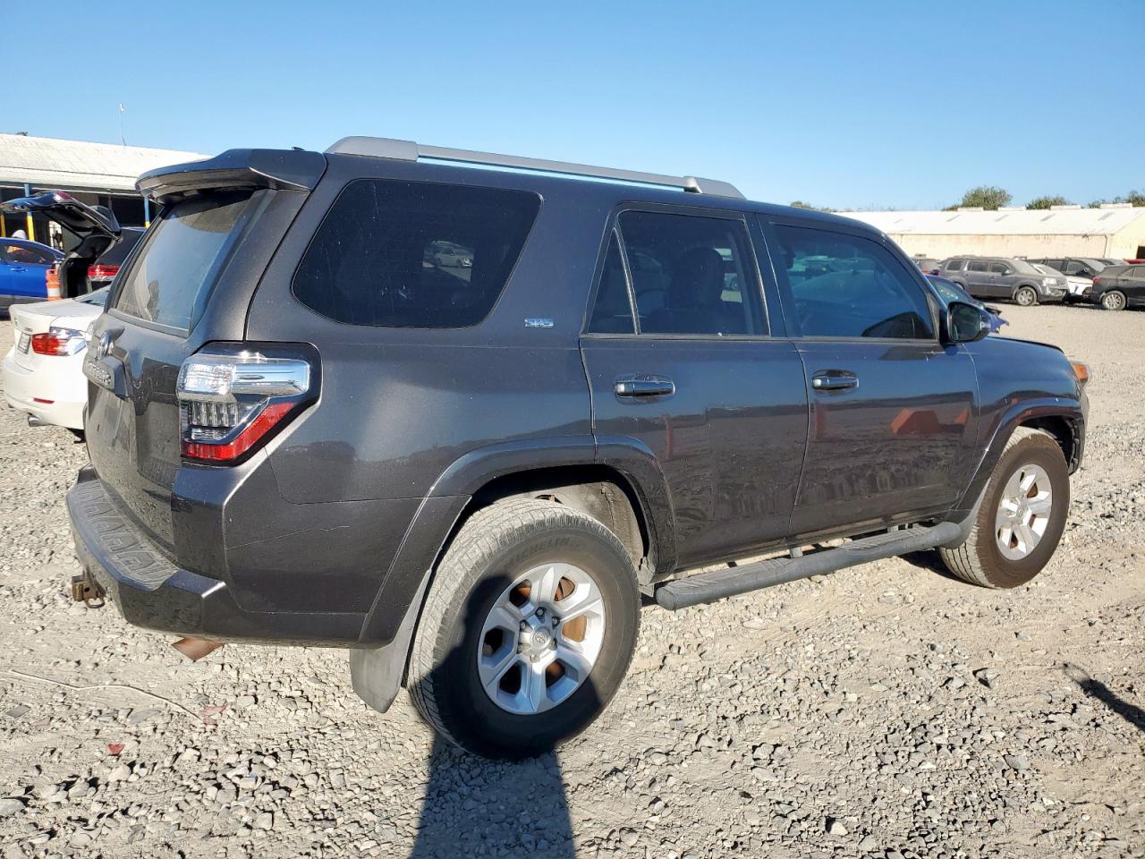 TOYOTA 4RUNNER SR5