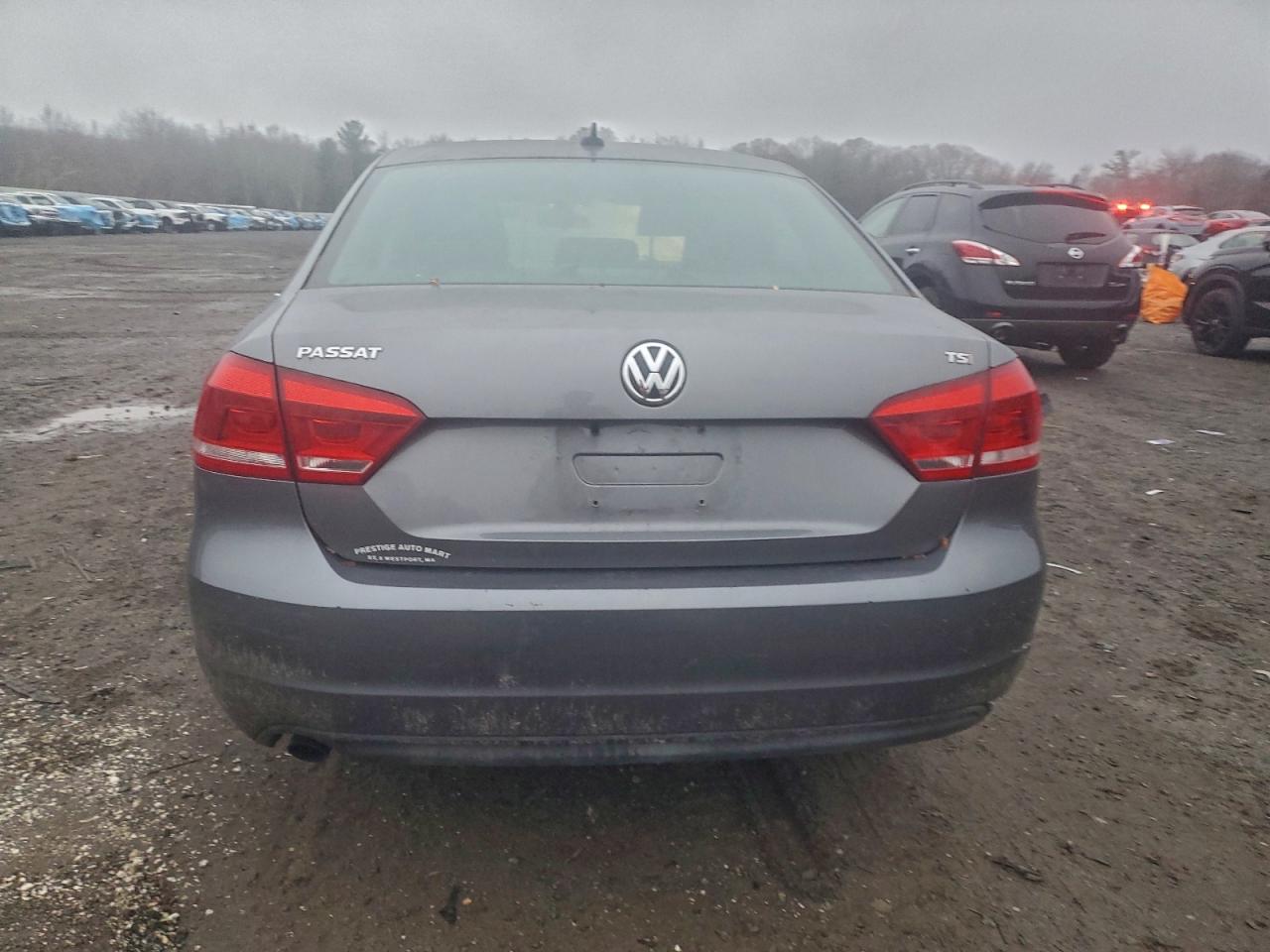 Lot #3312396122 2015 VOLKSWAGEN PASSAT S