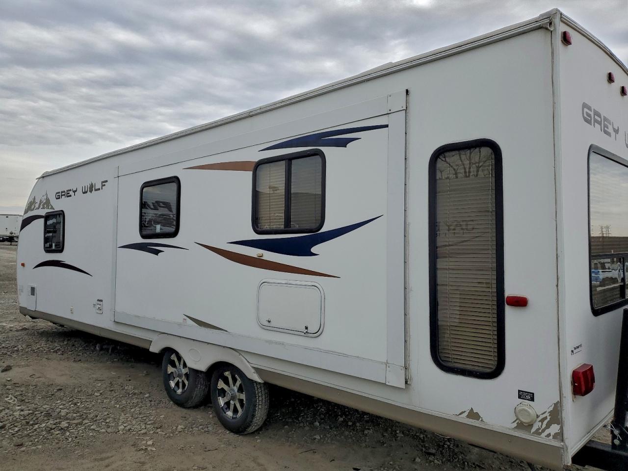 Lot #3302724006 2012 GRA D TRAILER