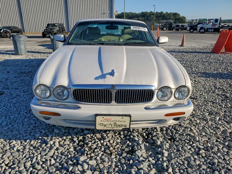 2001 JAGUAR XJ8 #3302879953