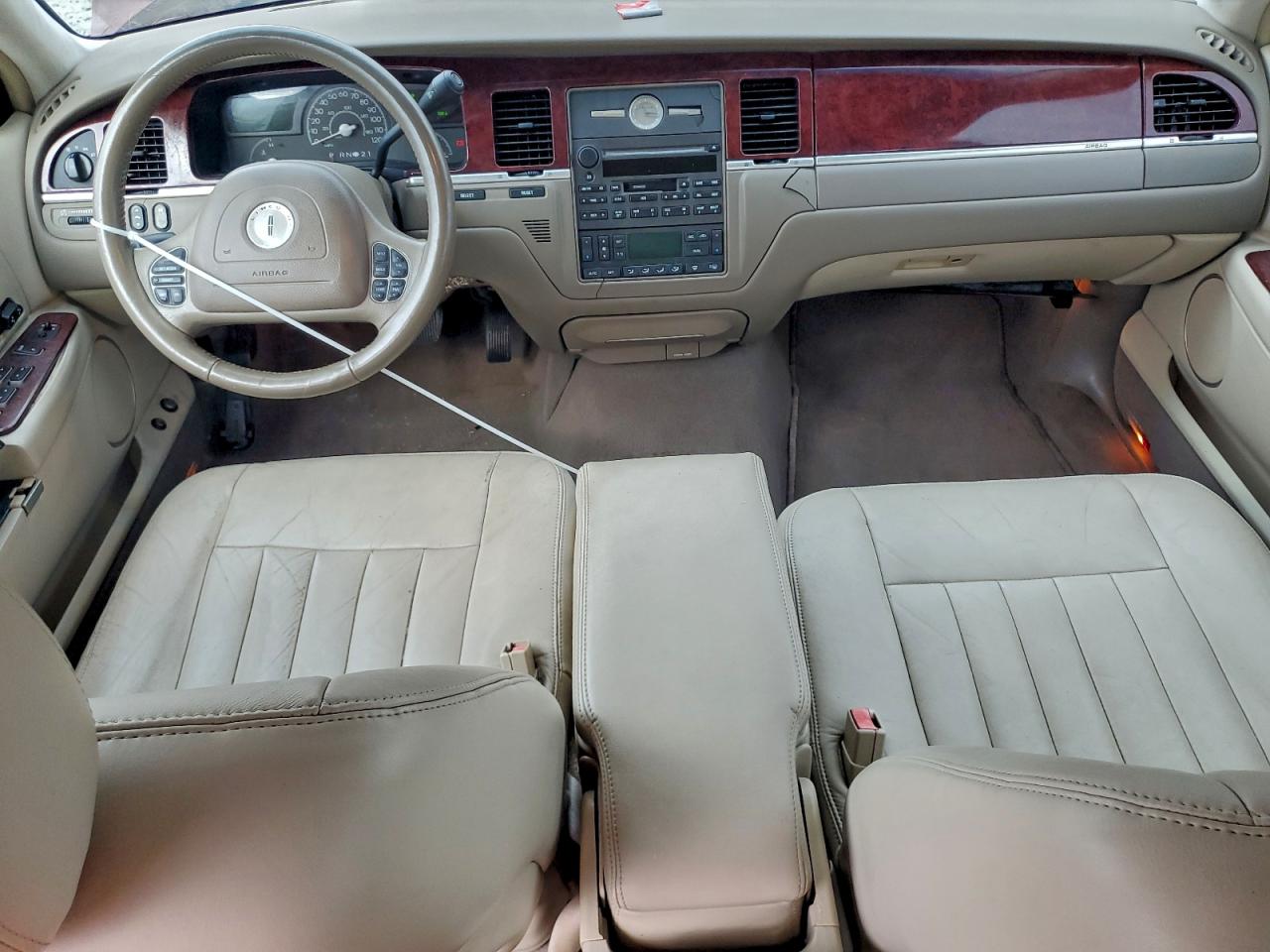 Lot #3302756353 2003 LINCOLN TOWN CAR E