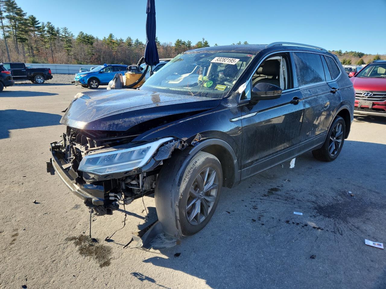 VOLKSWAGEN TIGUAN SE