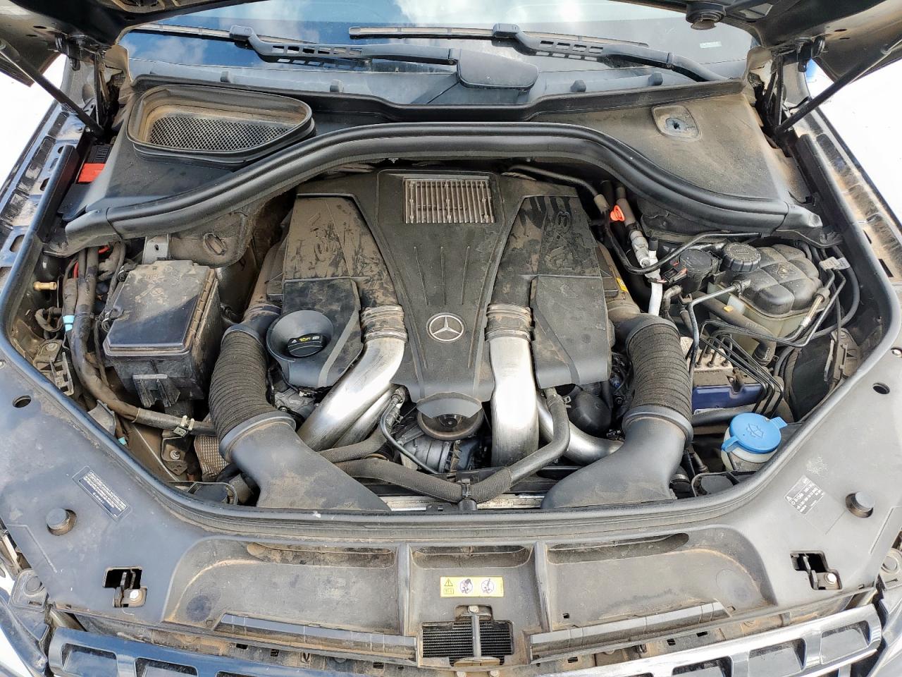 MERCEDES-BENZ M-CLASS 550 4MATIC