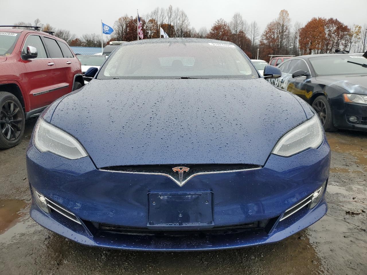 TESLA MODEL S