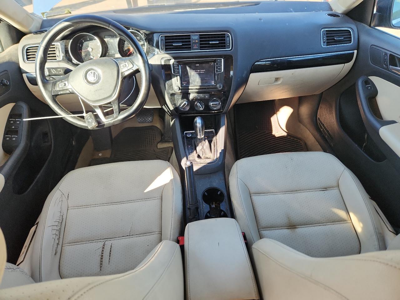 VOLKSWAGEN JETTA SEL