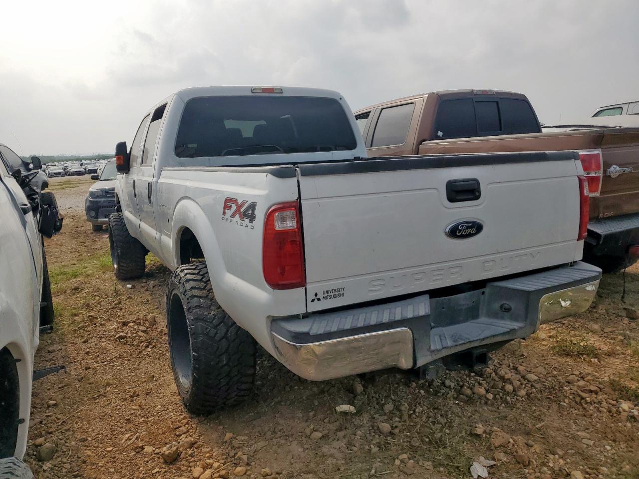 FORD F-250 SUPER DUTY