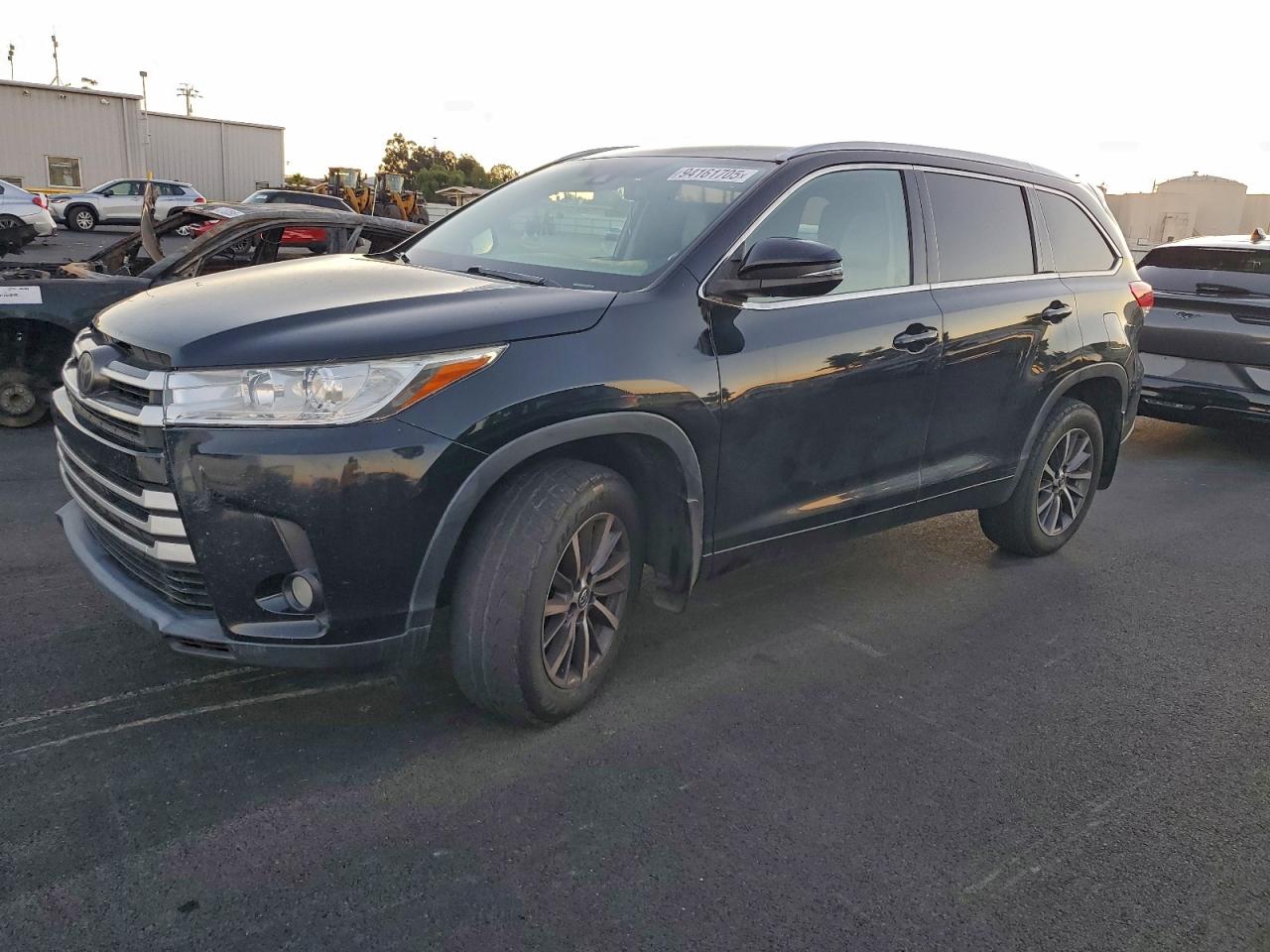 TOYOTA HIGHLANDER SE