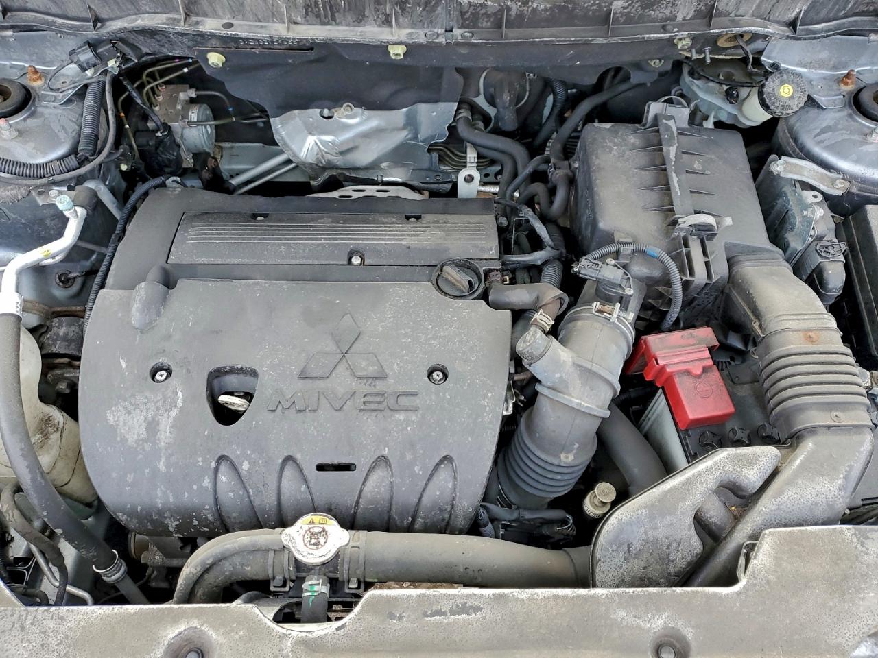 MITSUBISHI OUTLANDER ES