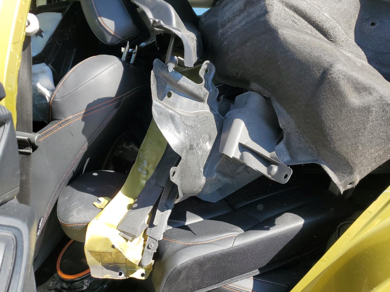 SUBARU CROSSTREK LIMITED