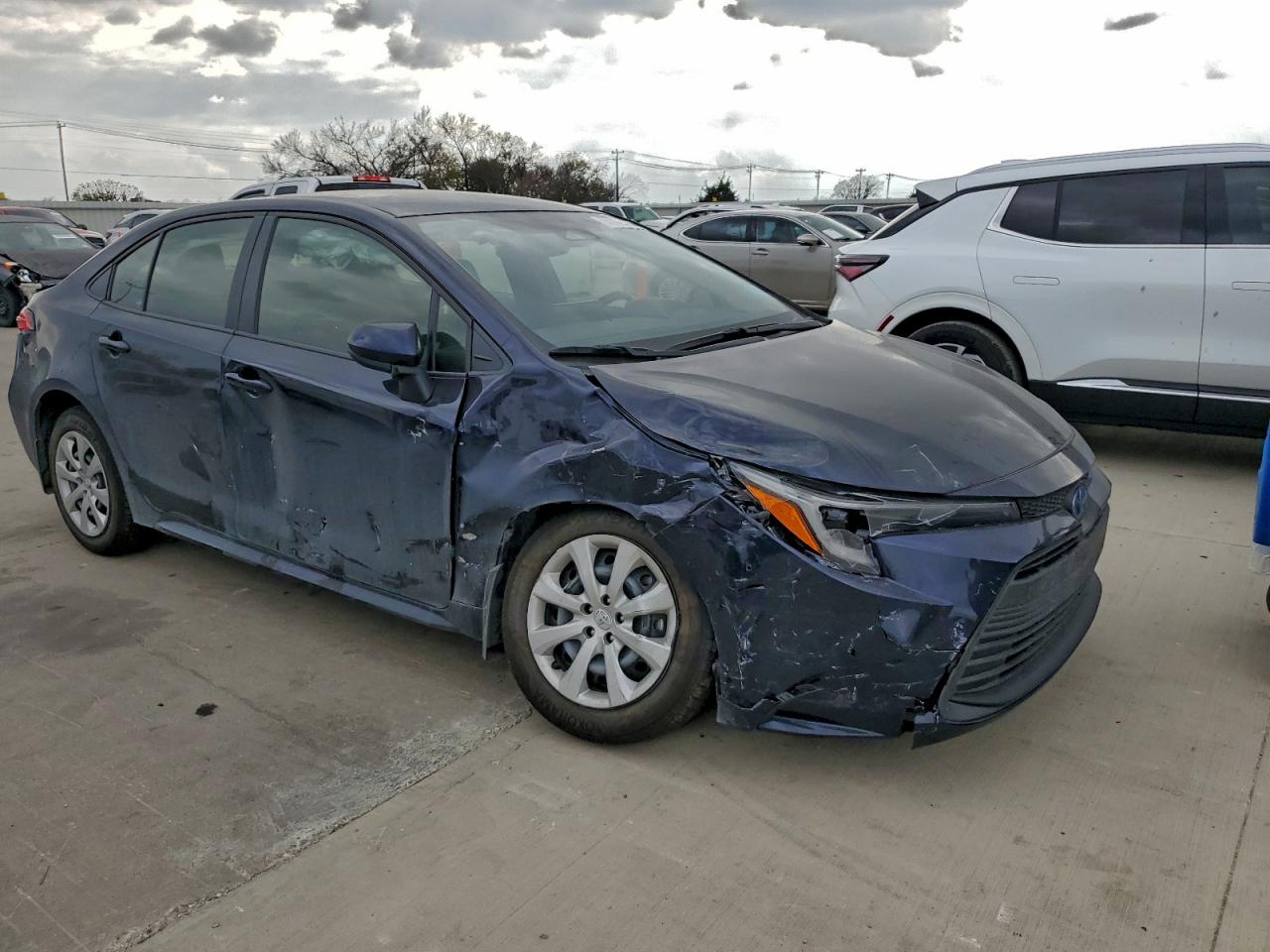 Lot #3318142366 2025 TOYOTA COROLLA LE