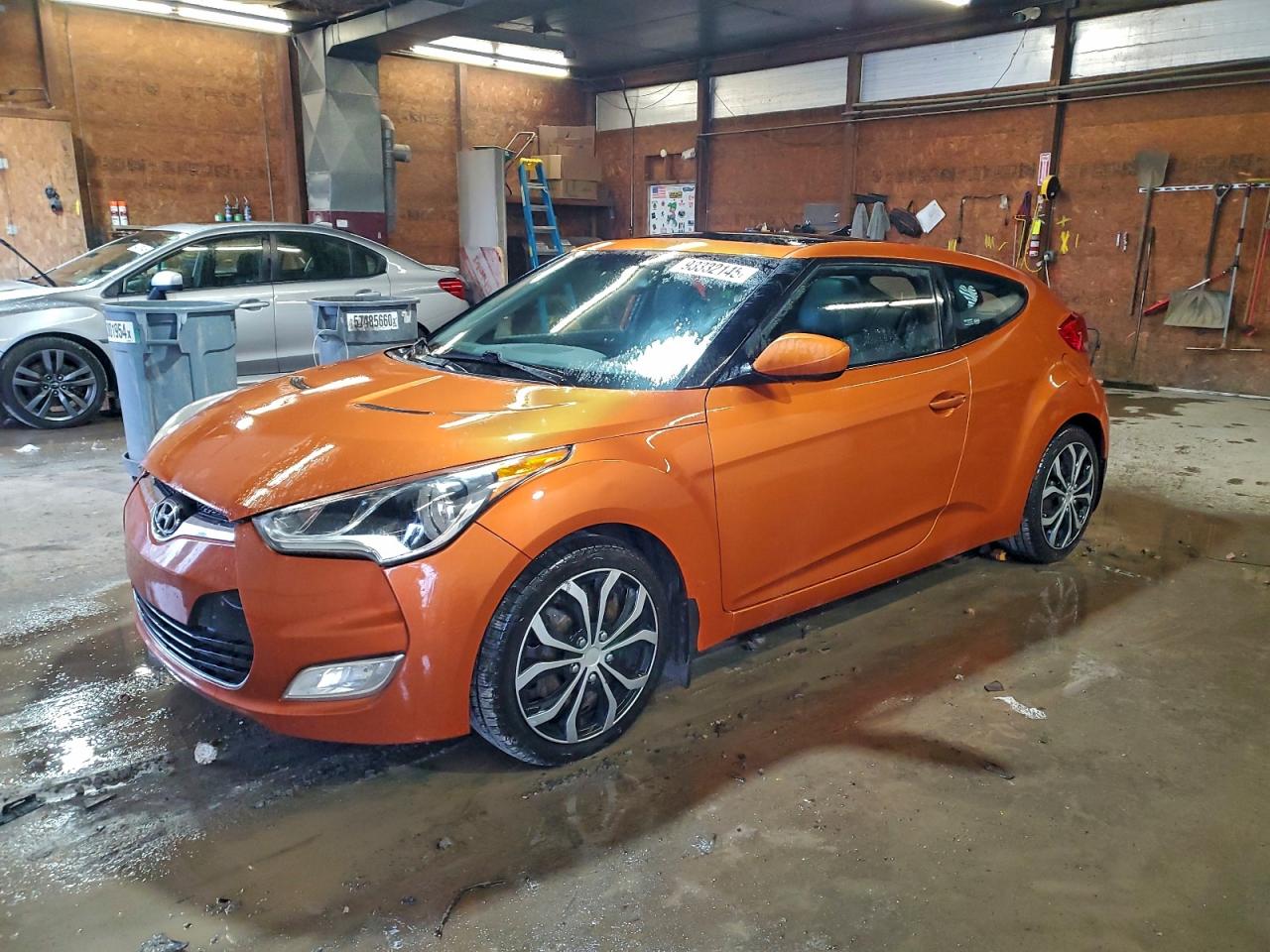 HYUNDAI VELOSTER