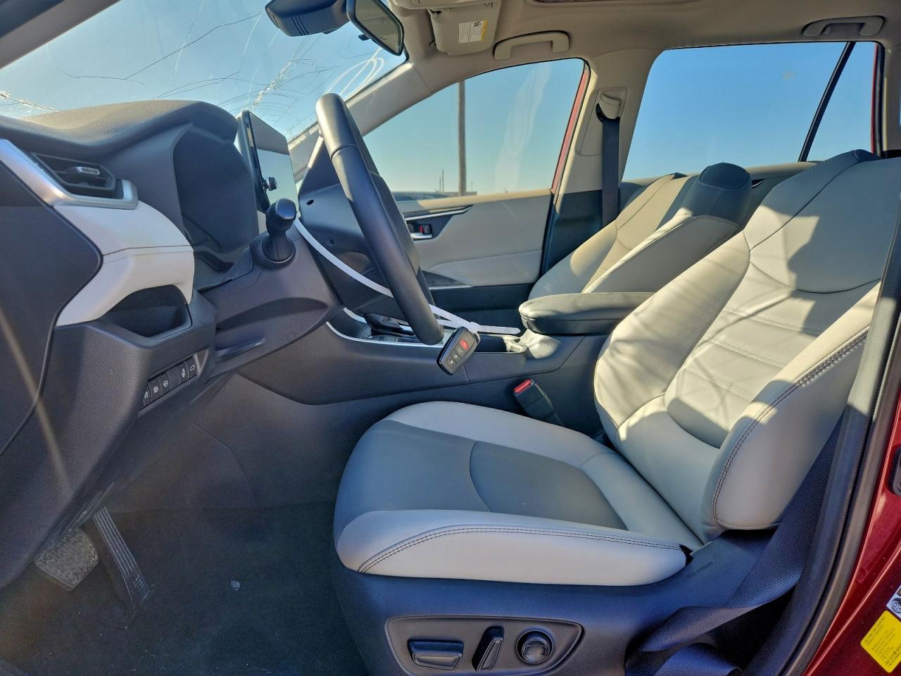 Lot #3303869705 2023 TOYOTA RAV4 XLE P