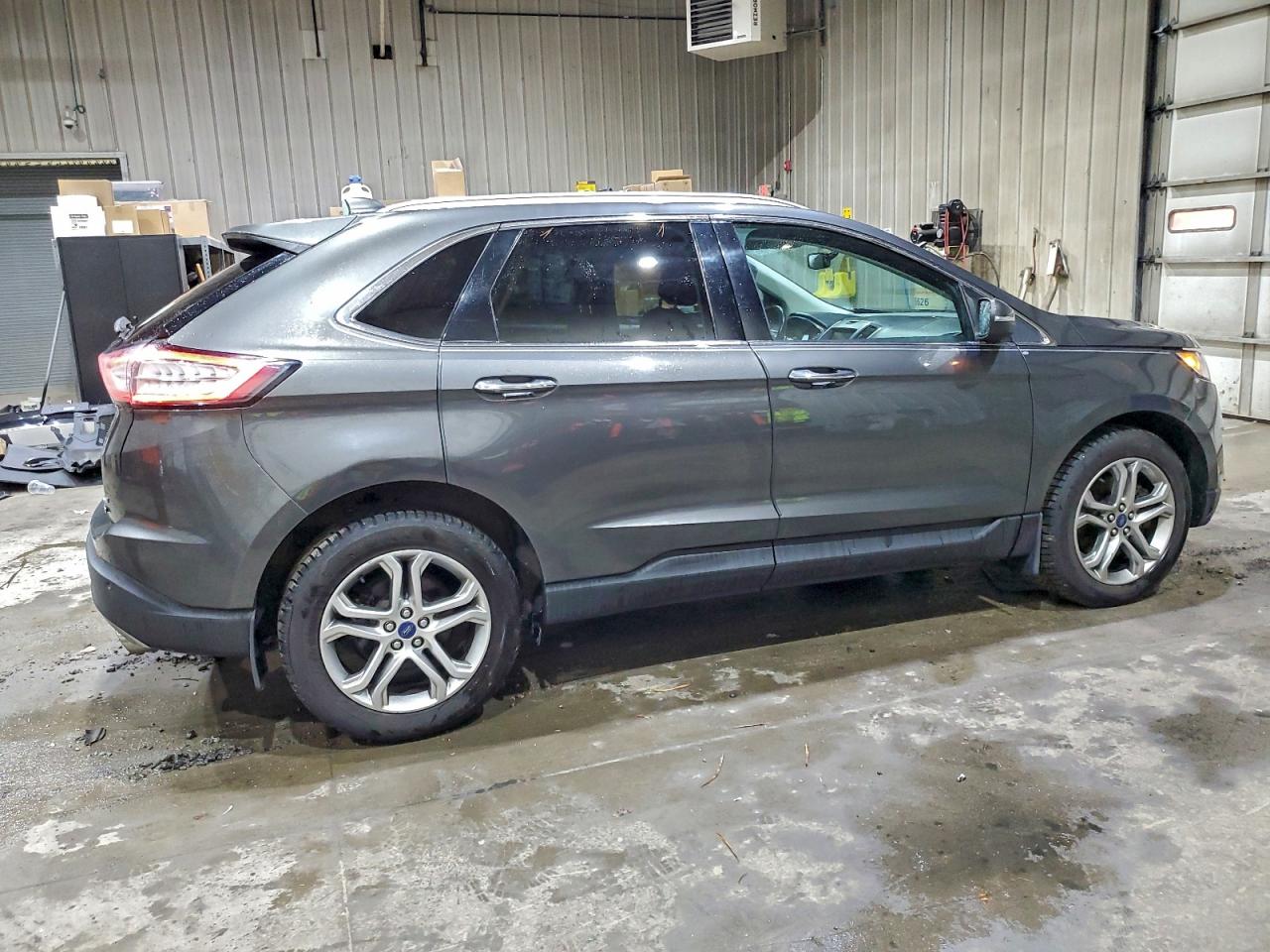 FORD EDGE TITANIUM