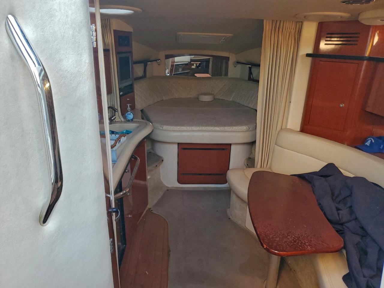 Lot #3297459206 2005 SEAR BOAT