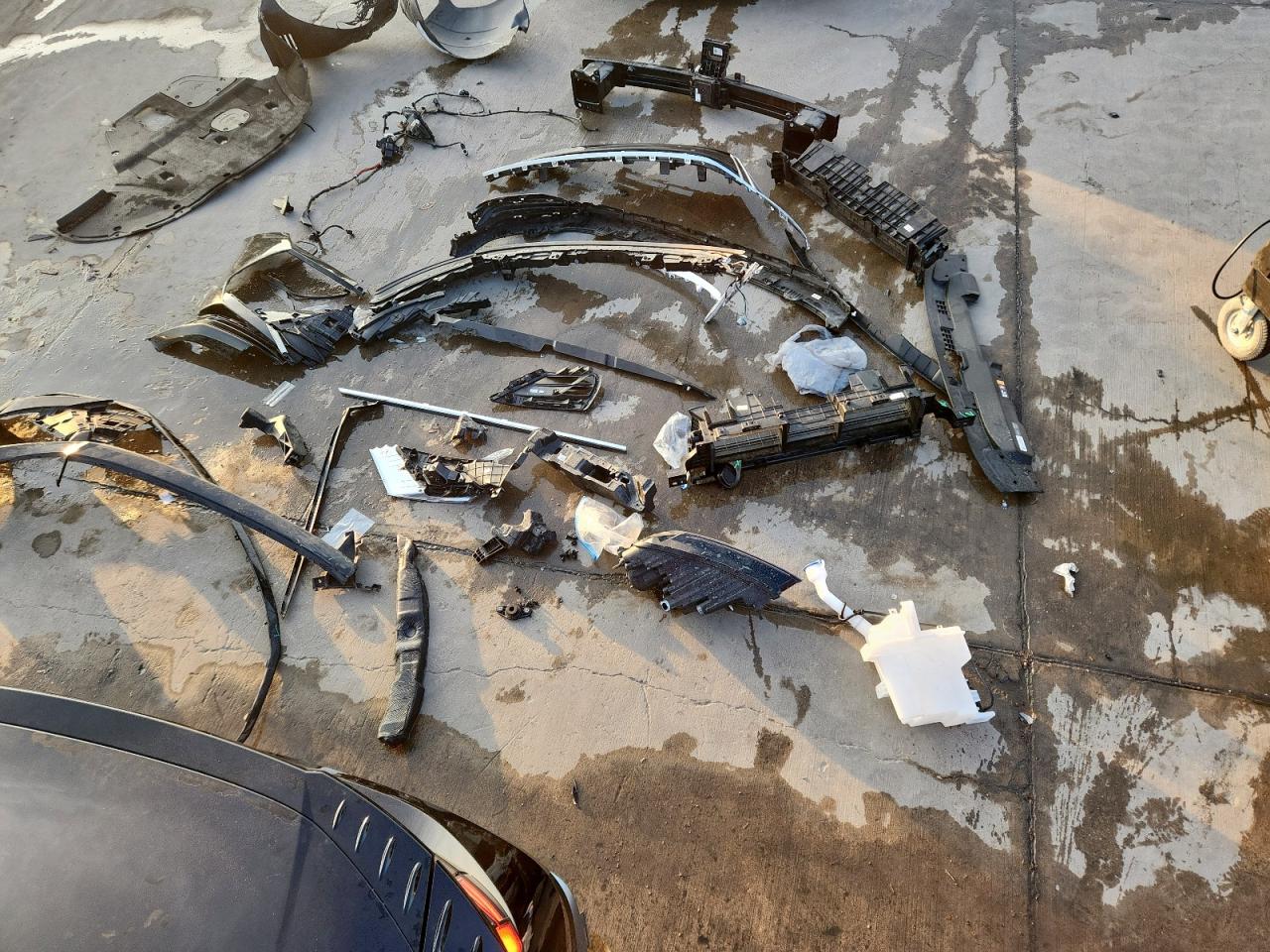 HYUNDAI SONATA HYBRID