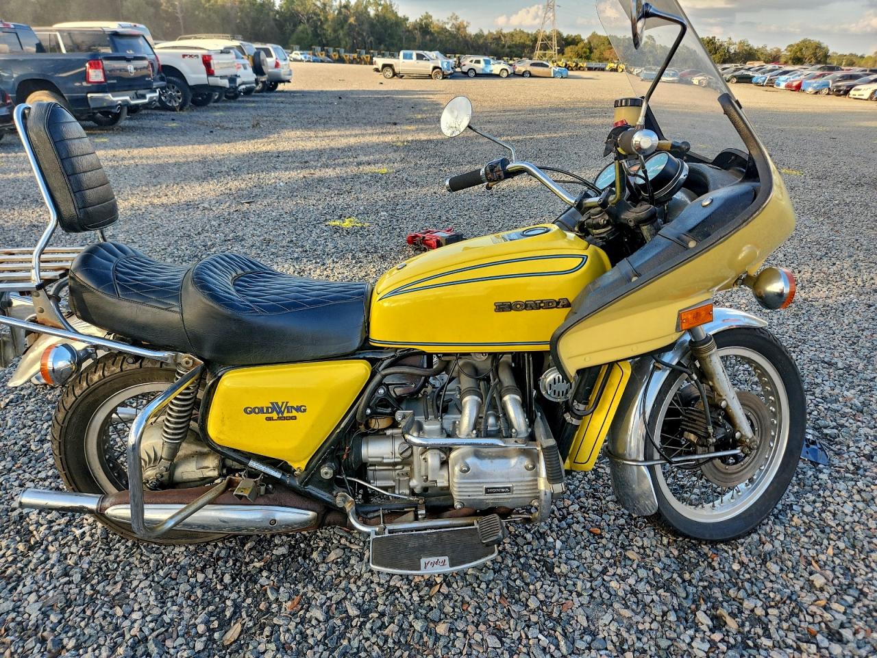 Lot #3301609631 1976 HONDA GOLD WING