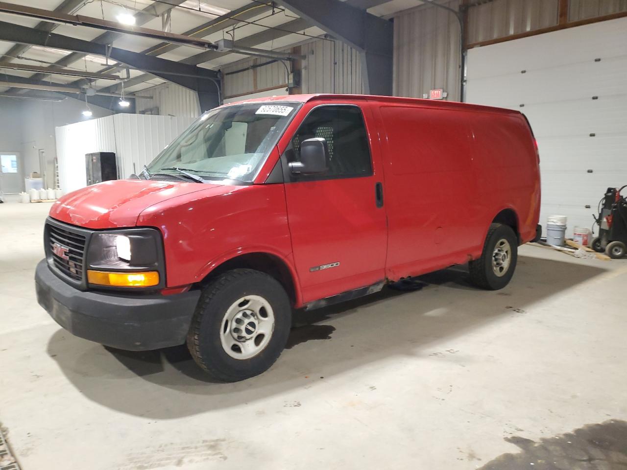 Lot #3285593277 2005 GMC SAVANA G35