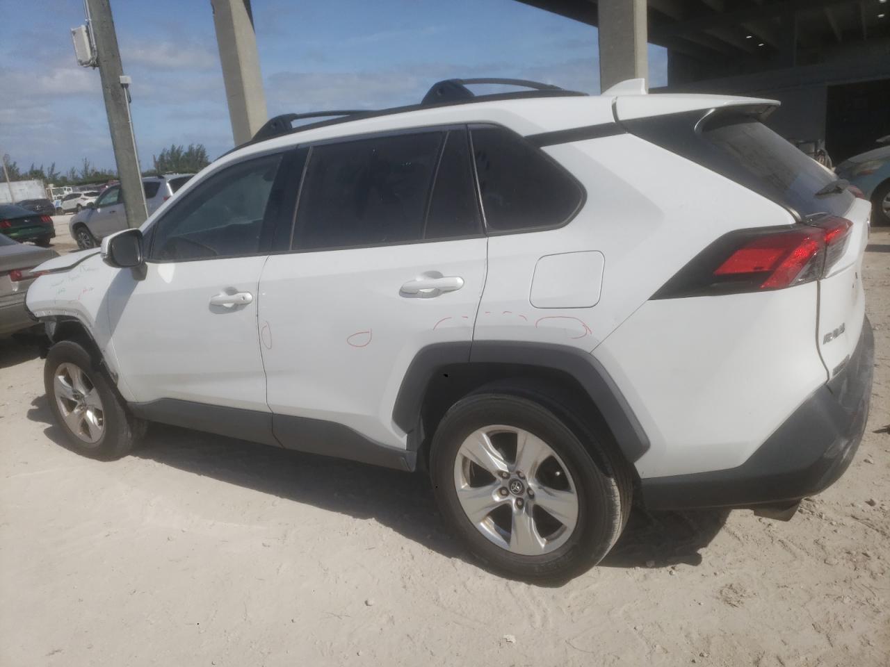 TOYOTA RAV4 XLE