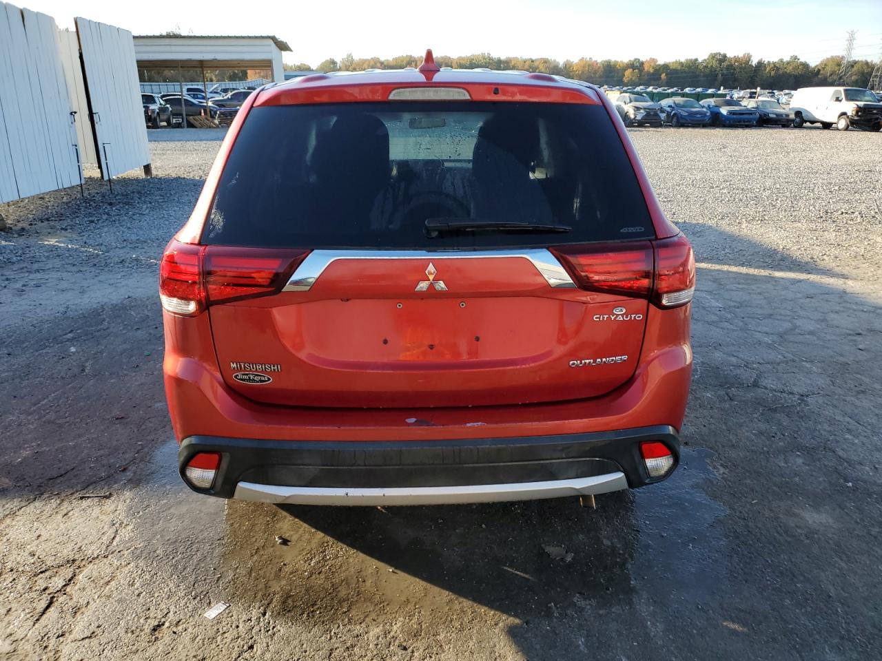 MITSUBISHI OUTLANDER SE