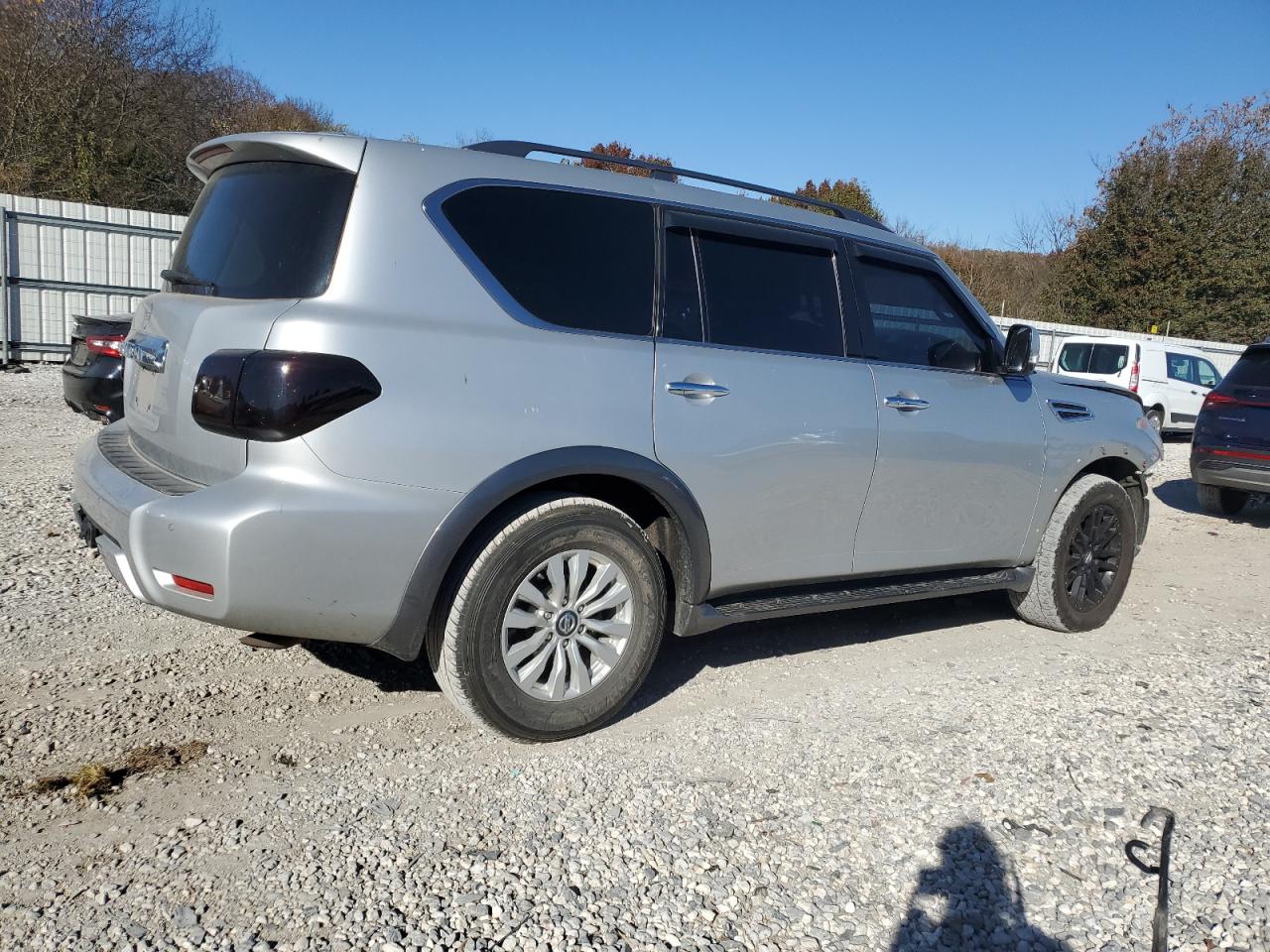 NISSAN ARMADA SV