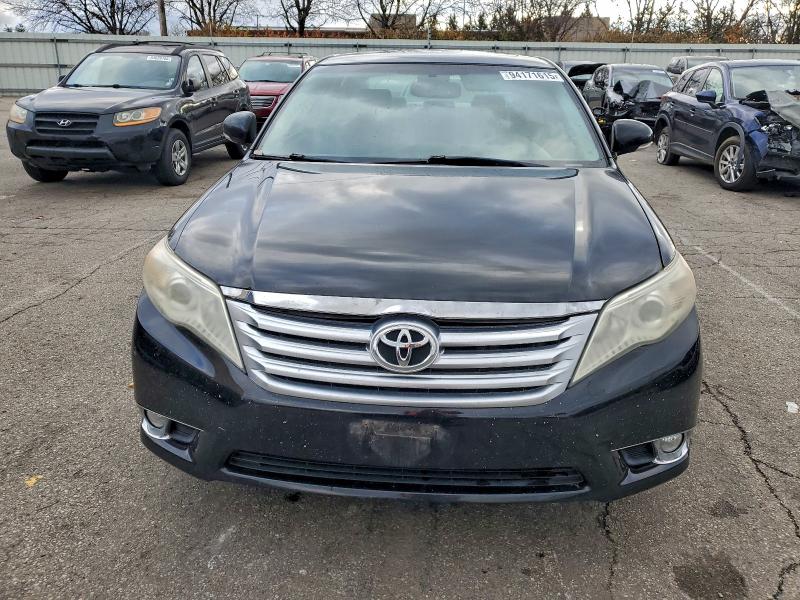 2011 TOYOTA AVALON BAS #3309601558
