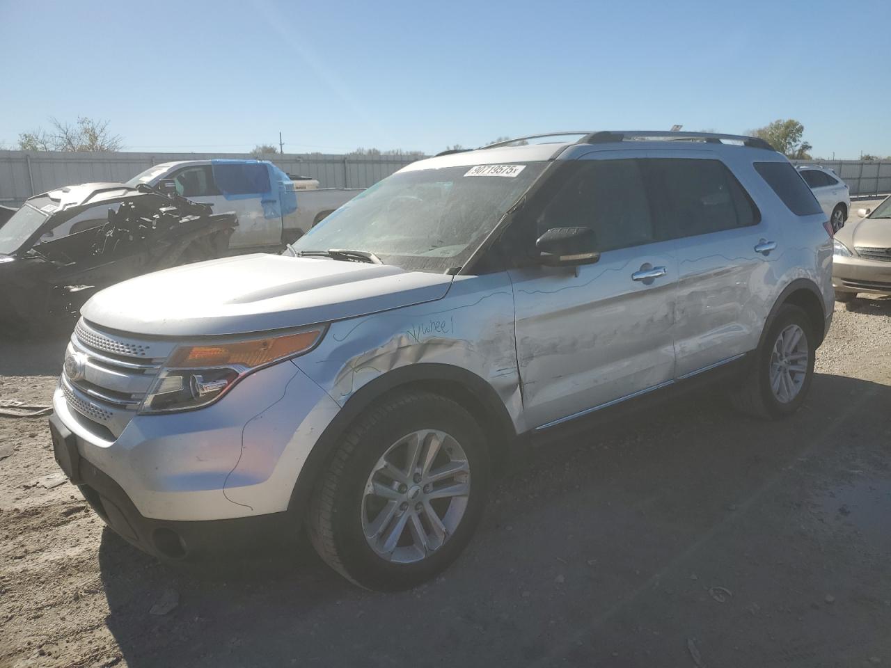 FORD EXPLORER XLT