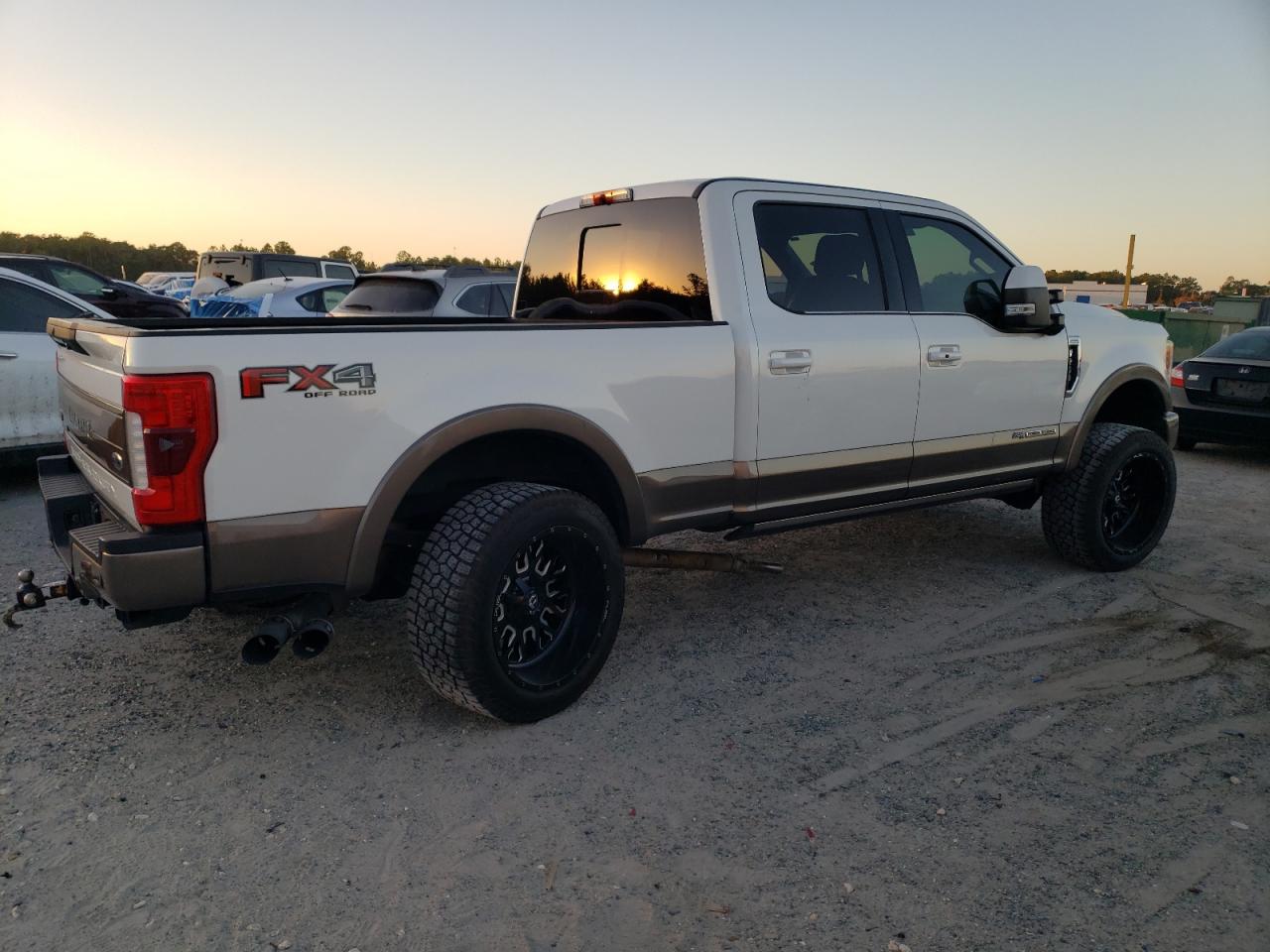 FORD F-250 SUPER DUTY