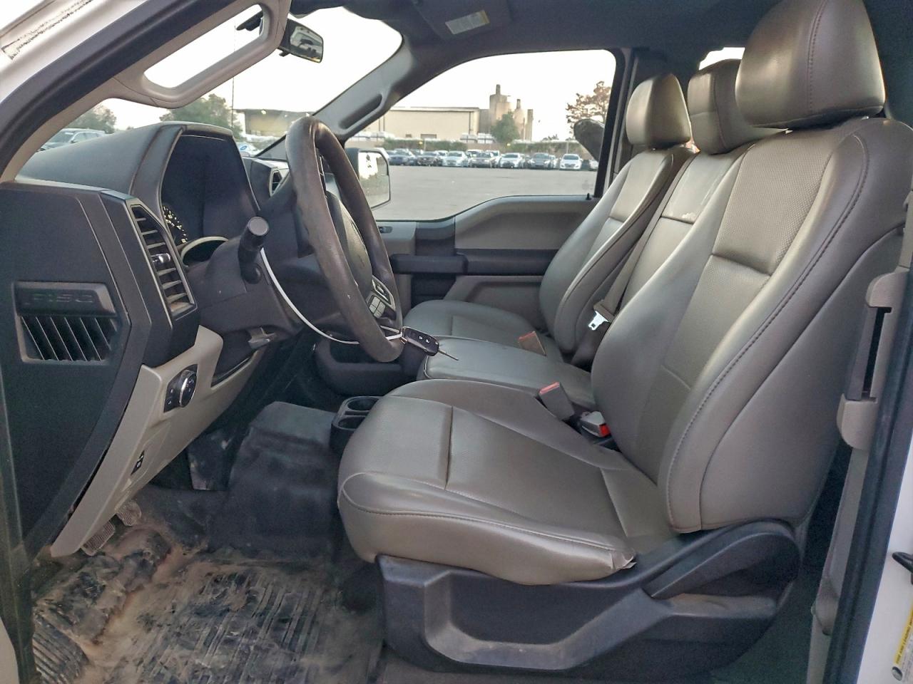 FORD F-150 SUPER CAB