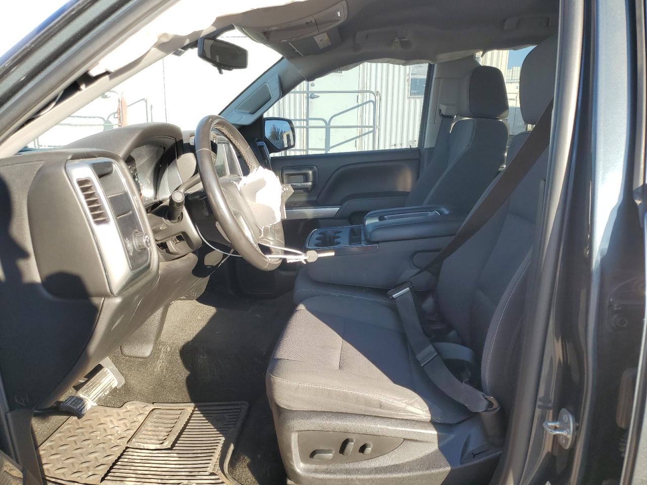 CHEVROLET SILVERADO C1500 LT