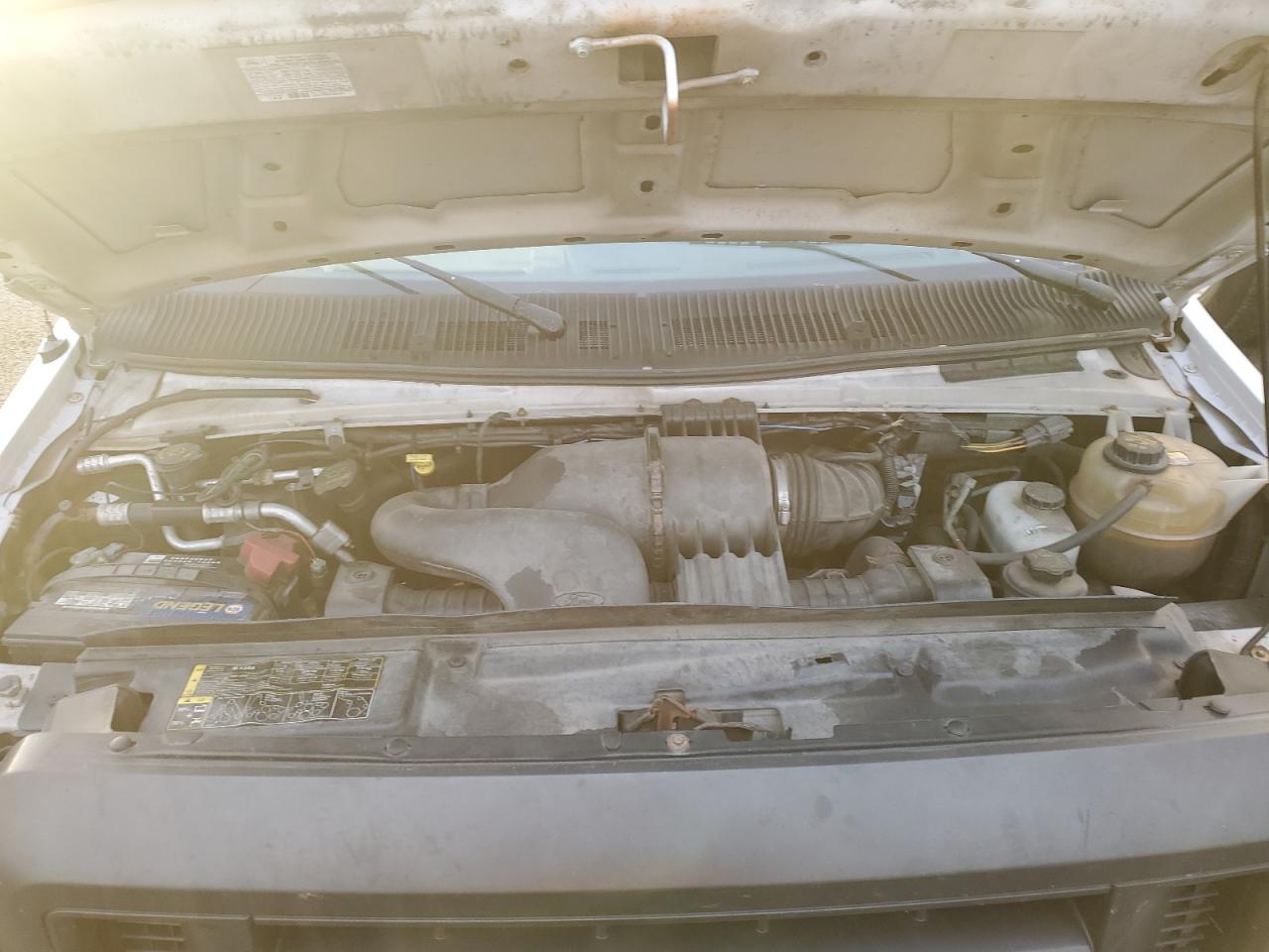 FORD ECONOLINE E450 SUPER DUTY CUTAWAY VAN