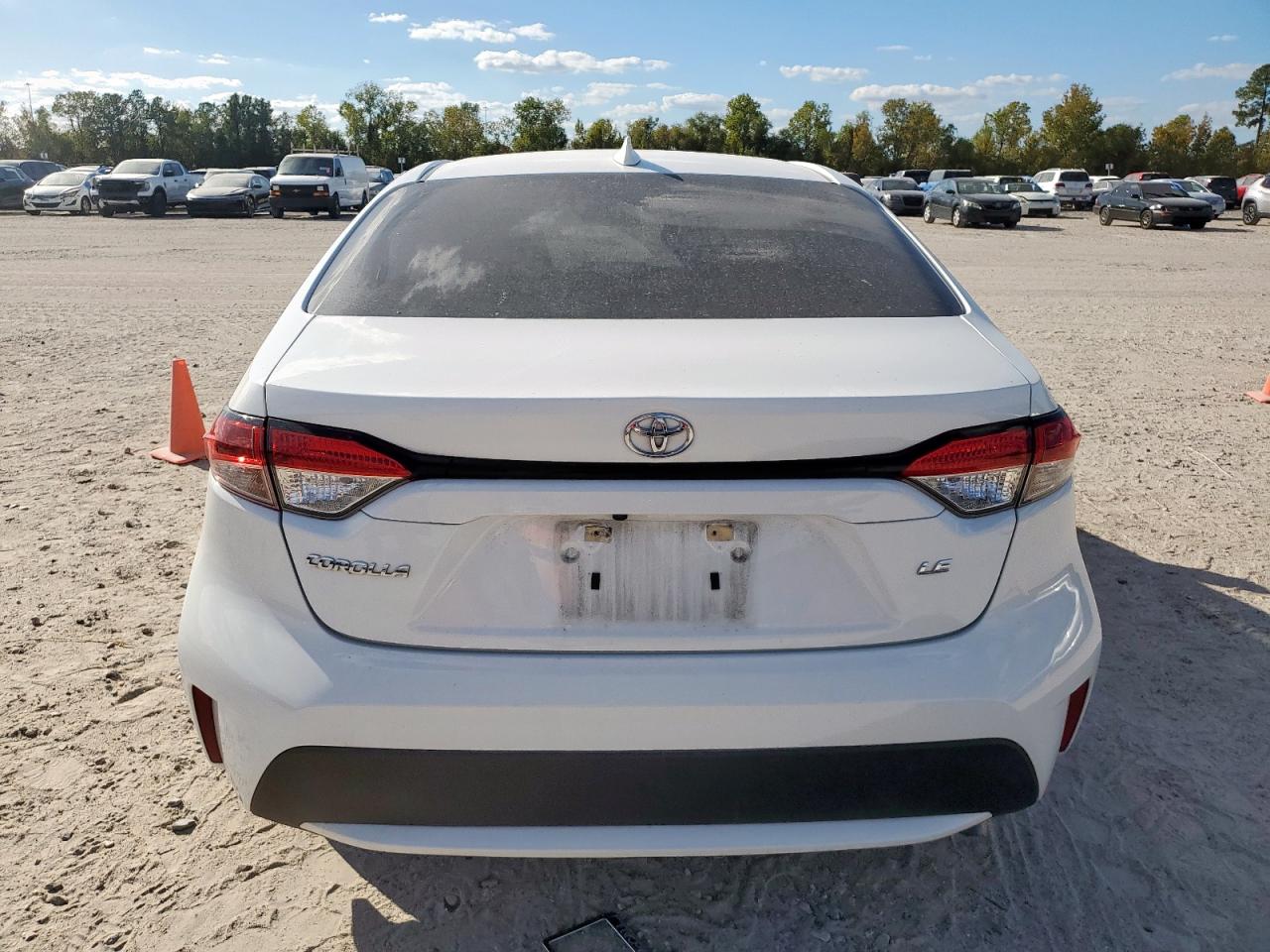 Lot #3305609753 2021 TOYOTA COROLLA LE