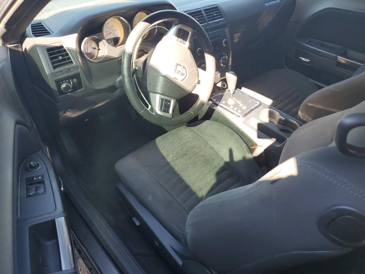 DODGE CHALLENGER SXT