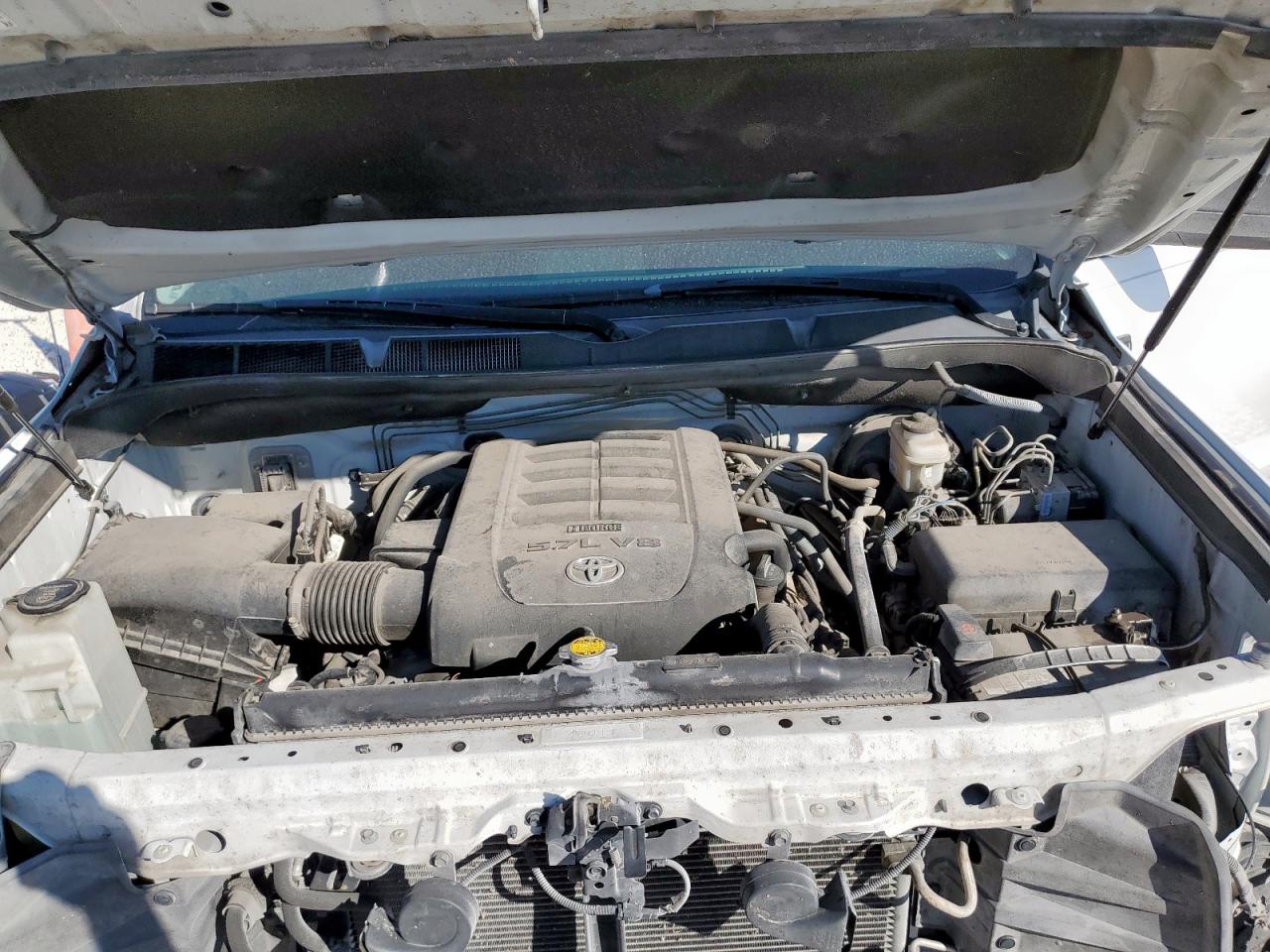 TOYOTA TUNDRA DOUBLE CAB SR