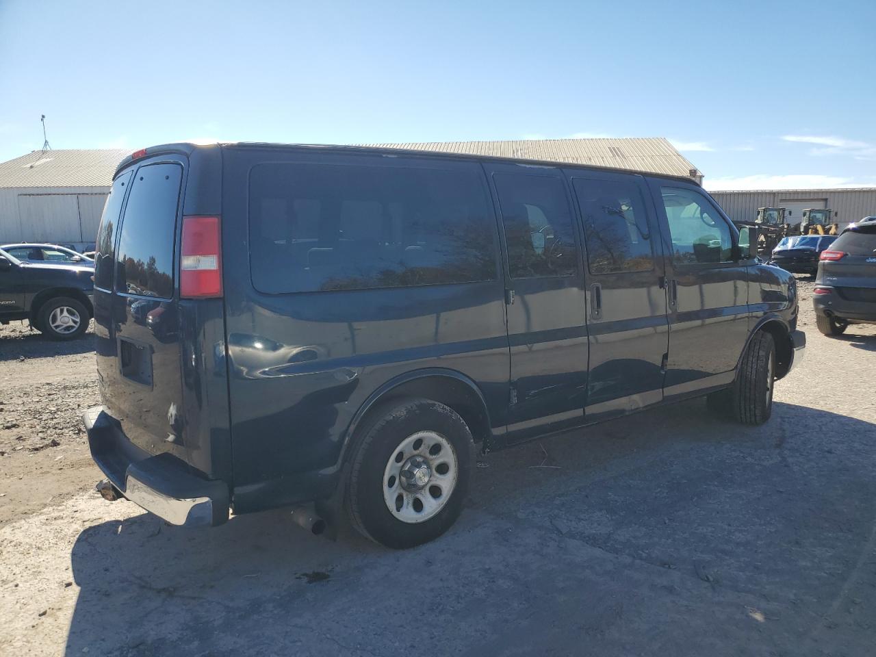 CHEVROLET EXPRESS LT
