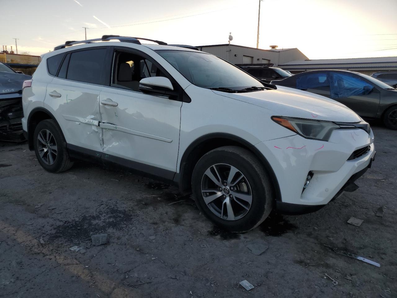 TOYOTA RAV4 ADVENTURE