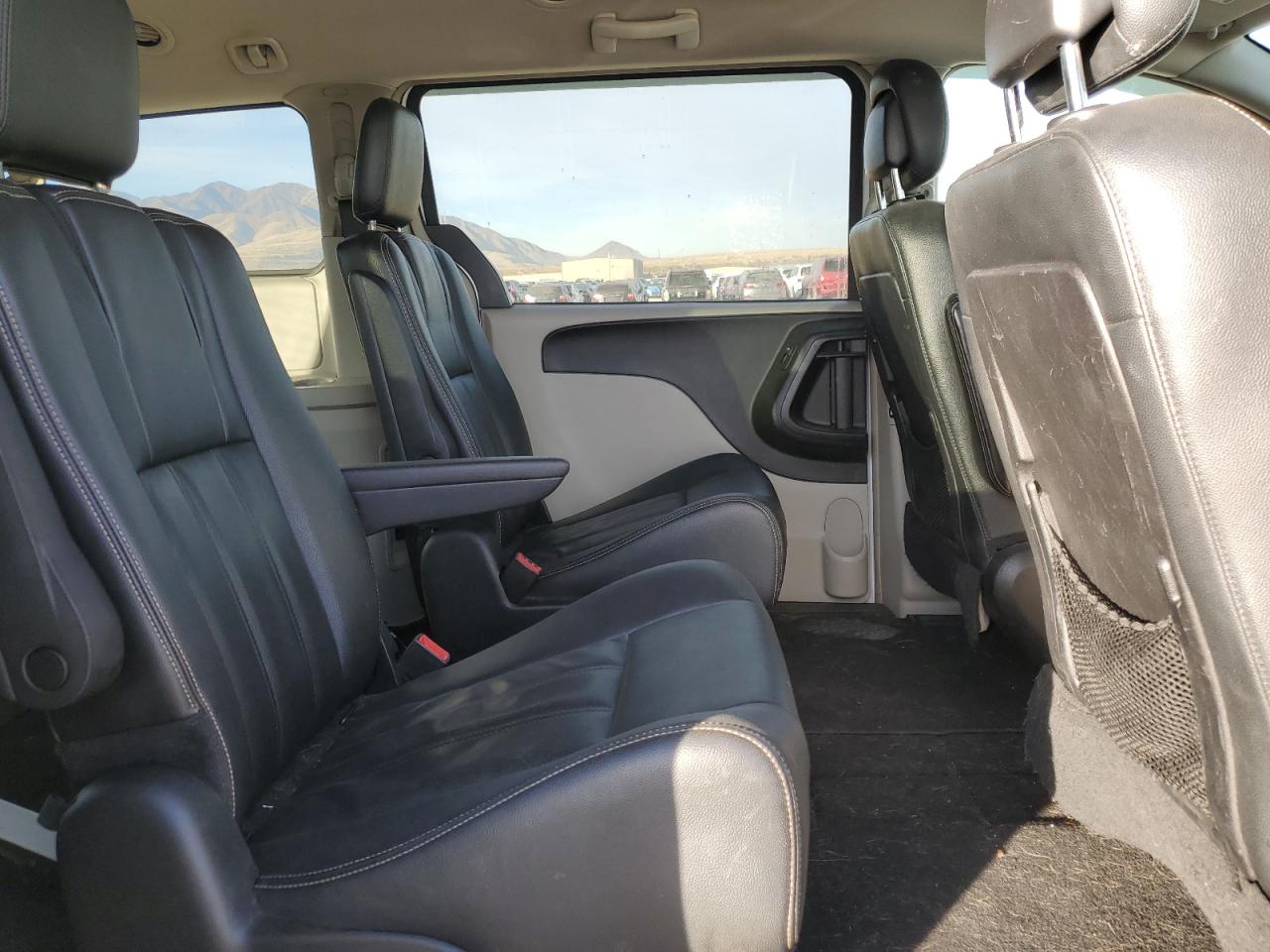 CHRYSLER TOWN & COUNTRY TOURING