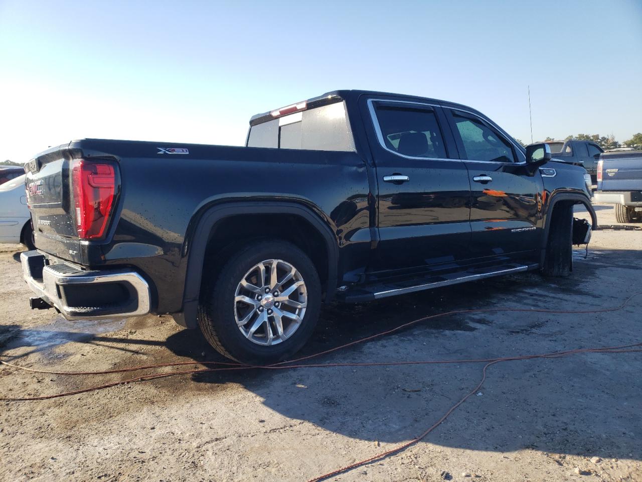 GMC SIERRA K1500 SLT