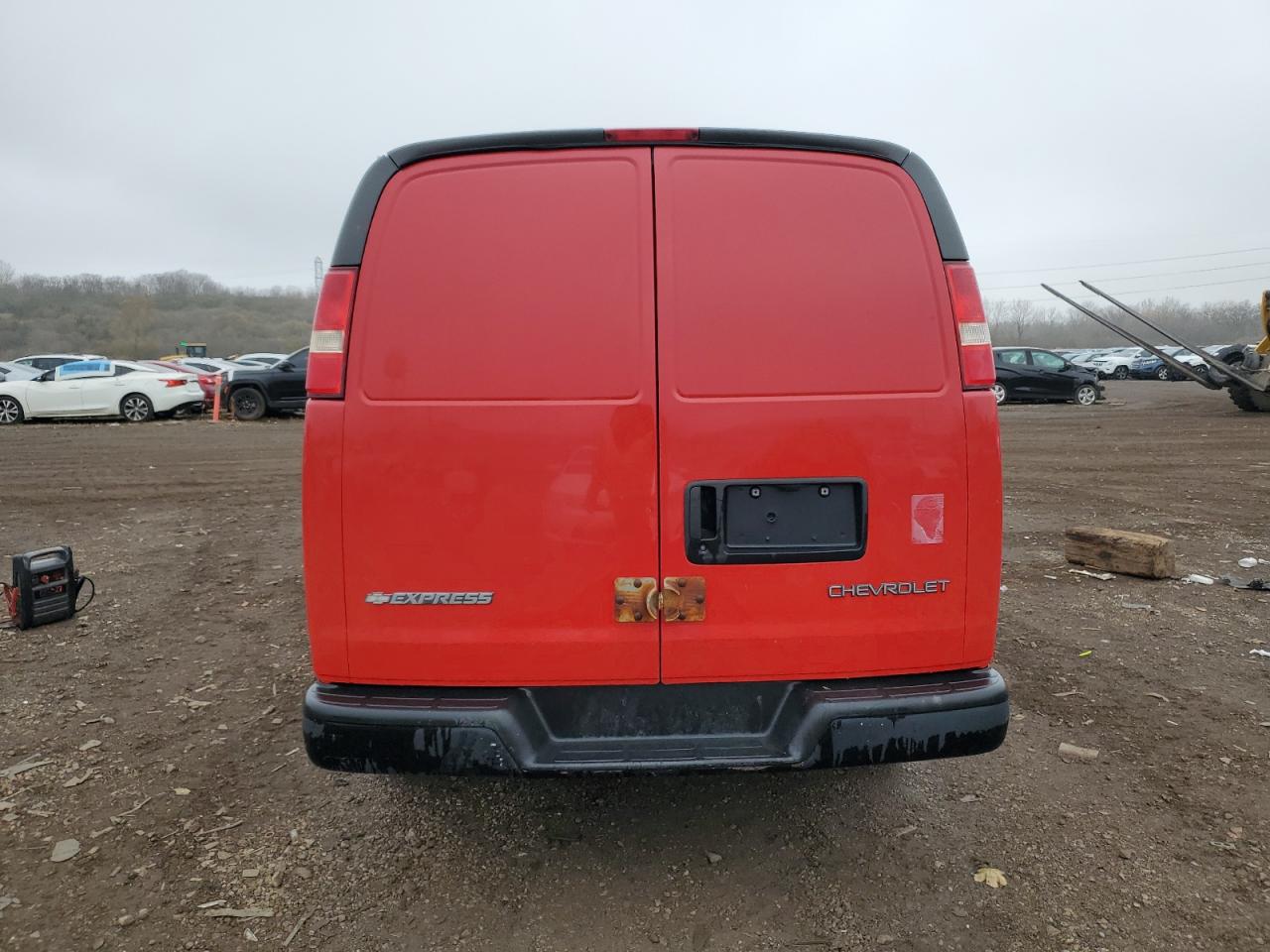 Lot #3297260385 2005 CHEVROLET EXPRESS G2